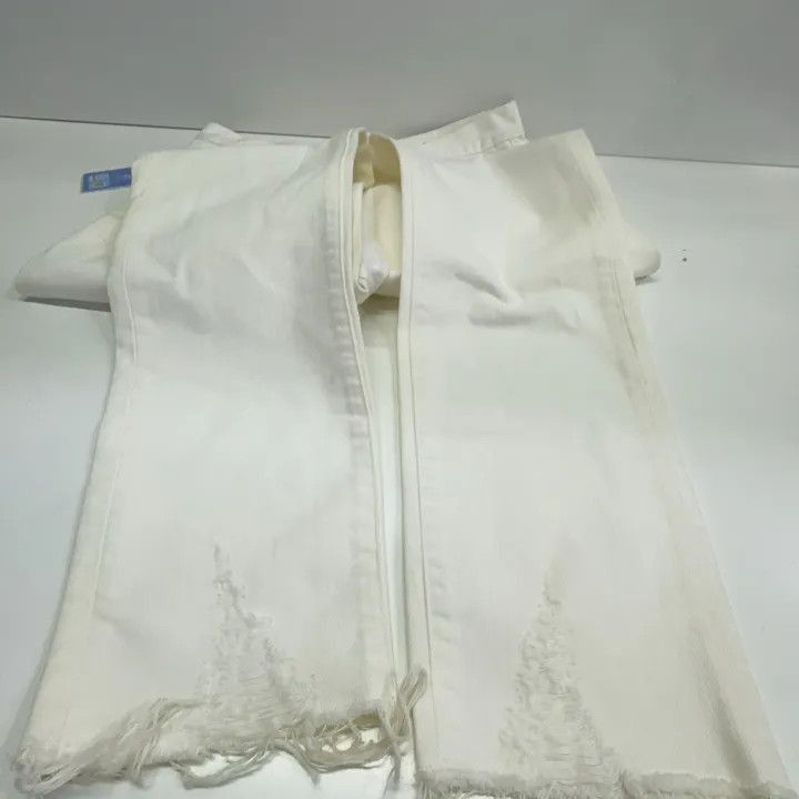 Saint Laurent Paris Saint Laurent White Cotton Straight Jeans for Women -2507 Size 27" / US 4 / IT 40 - 3 Thumbnail