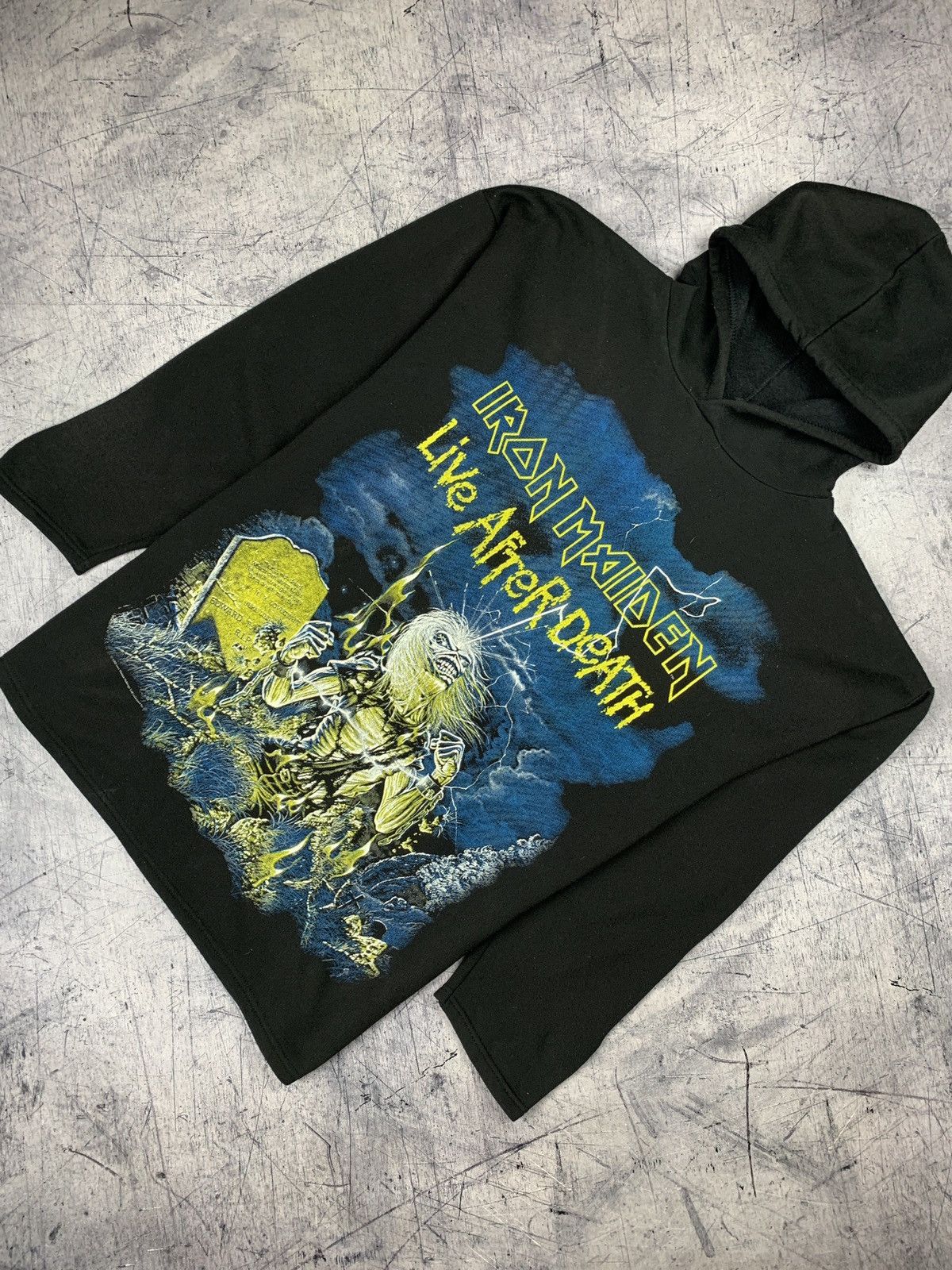 image of Band Tees x Rock Tees Vintage Iron Maiden Live After Death Rock Band Hoodie 1985 in Black (Size XL)