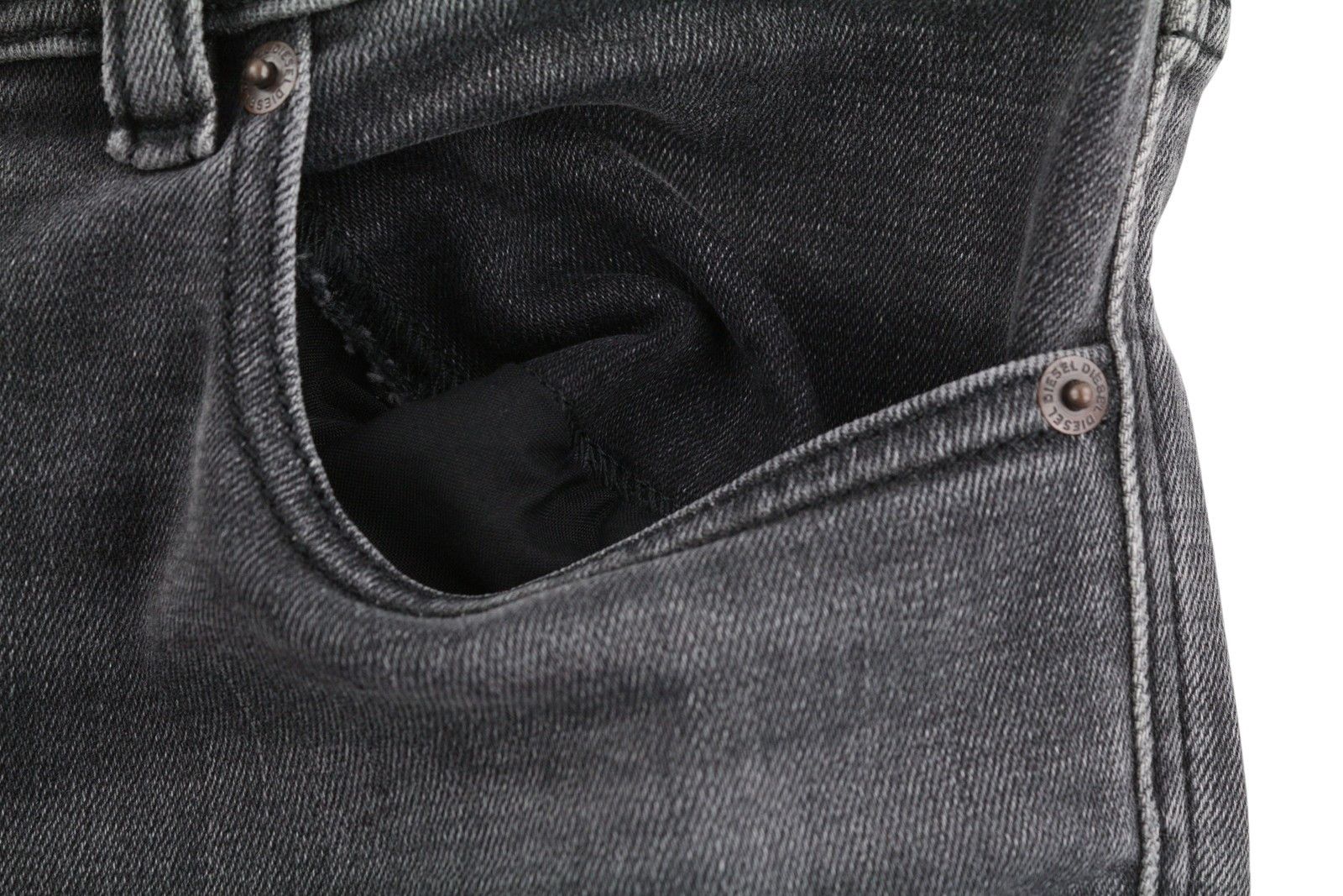Diesel 1979 SLEENKER 0EIAG W31/L32 Skinny Low Waist Jeans 40916 Size US 31 - 14 Thumbnail