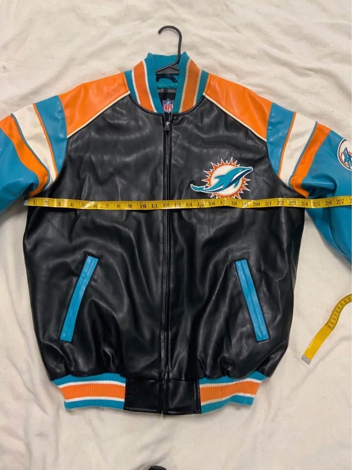NFL Miami Dolphins Leather Jacket Men Black Bomber Varsity NFL Size US L / EU 52-54 / 3 - 7 Thumbnail