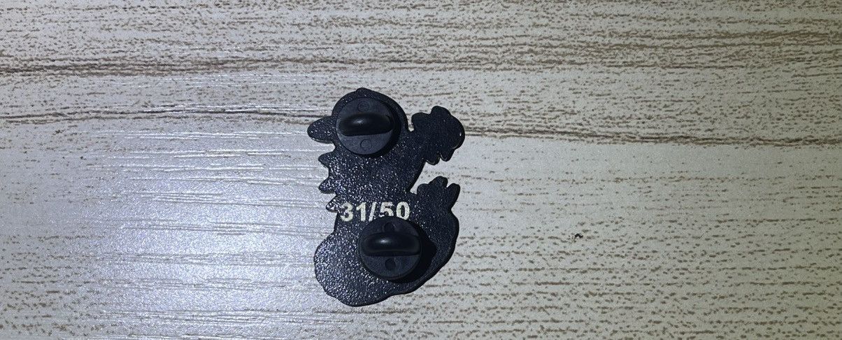 Other Crocodile fitted pin Size ONE SIZE - 2 Thumbnail