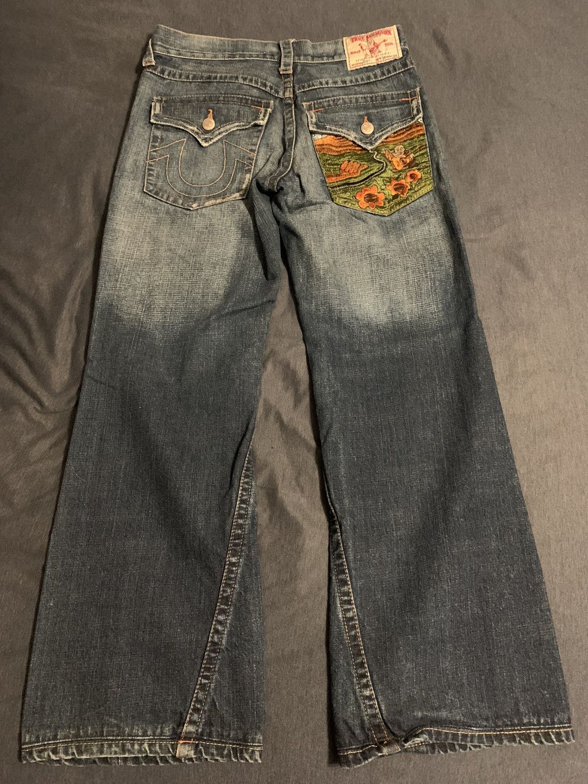 True Religion True Religion Buddha Embroidery Jeans Size US 33 - 1 Thumbnail