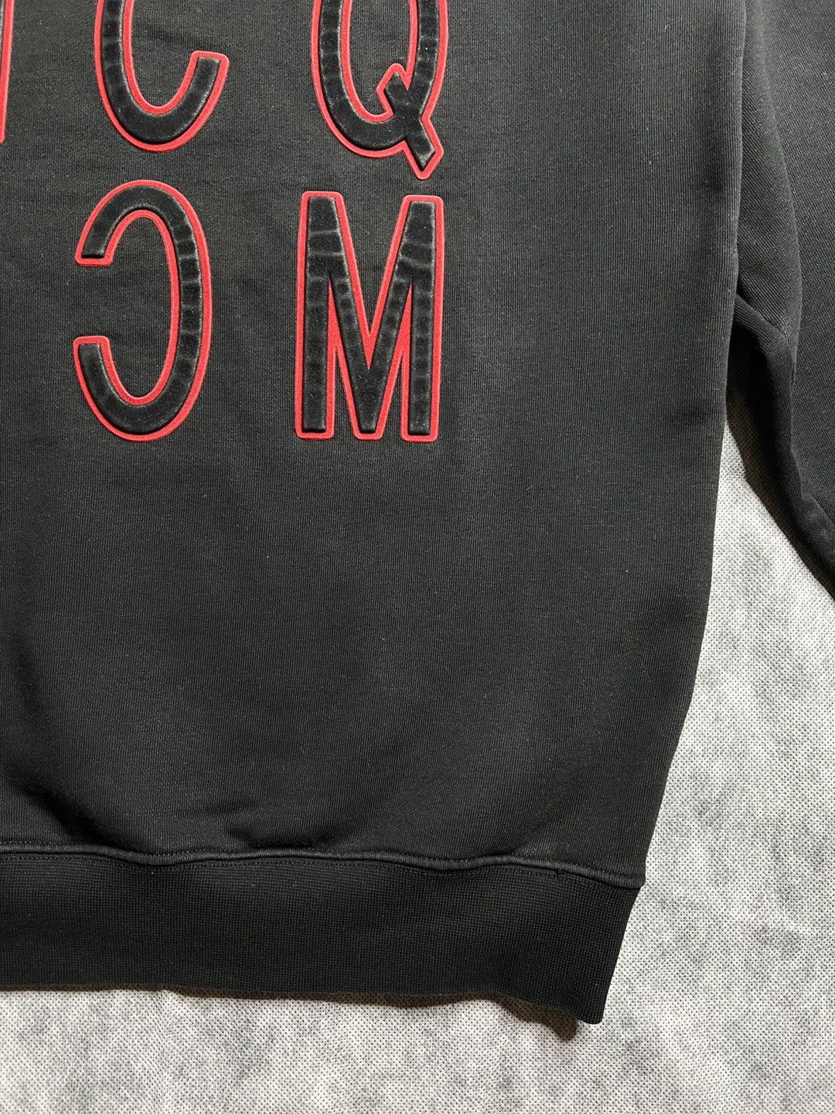 Alexander McQueen Alexander McQueen Black & Red Men Sweatshirt Size US M / EU 48-50 / 2 - 6 Thumbnail