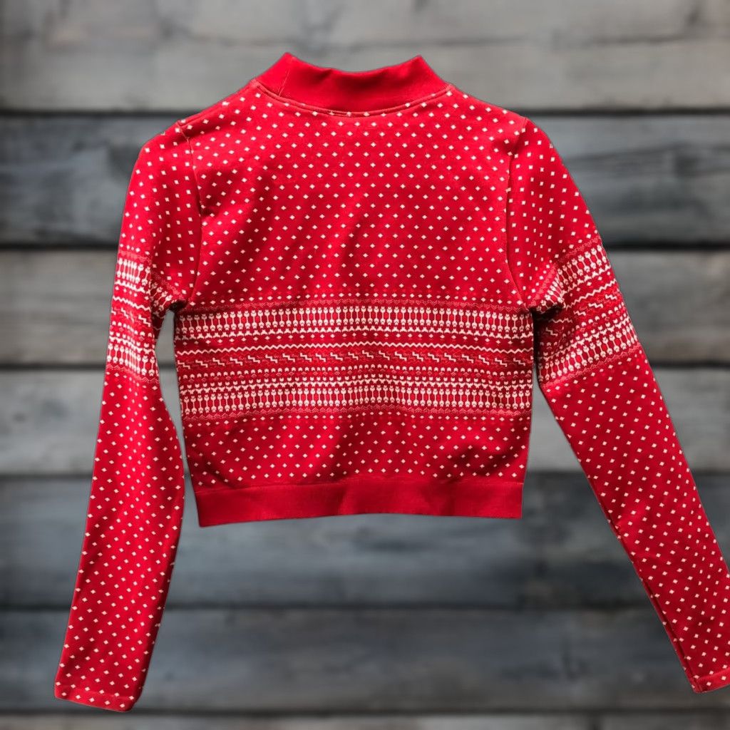 Fabletics Fabletics Cropped Seamless Christmas Holiday Fair Isle Mock Neck Womens M Red Long Sleeve Top Size M / US 6-8 / IT 42-44 - 1 Thumbnail