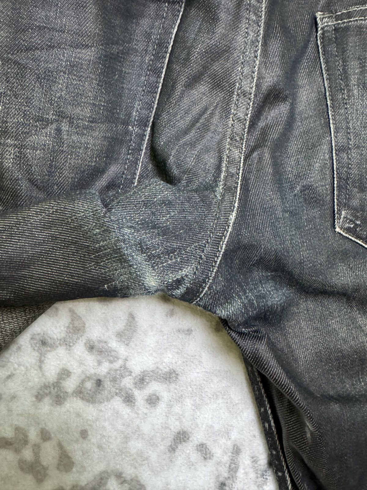 Vintage Vintage Back Number Waxed Black Distressed Denim Jeans Size US 31 - 13 Thumbnail