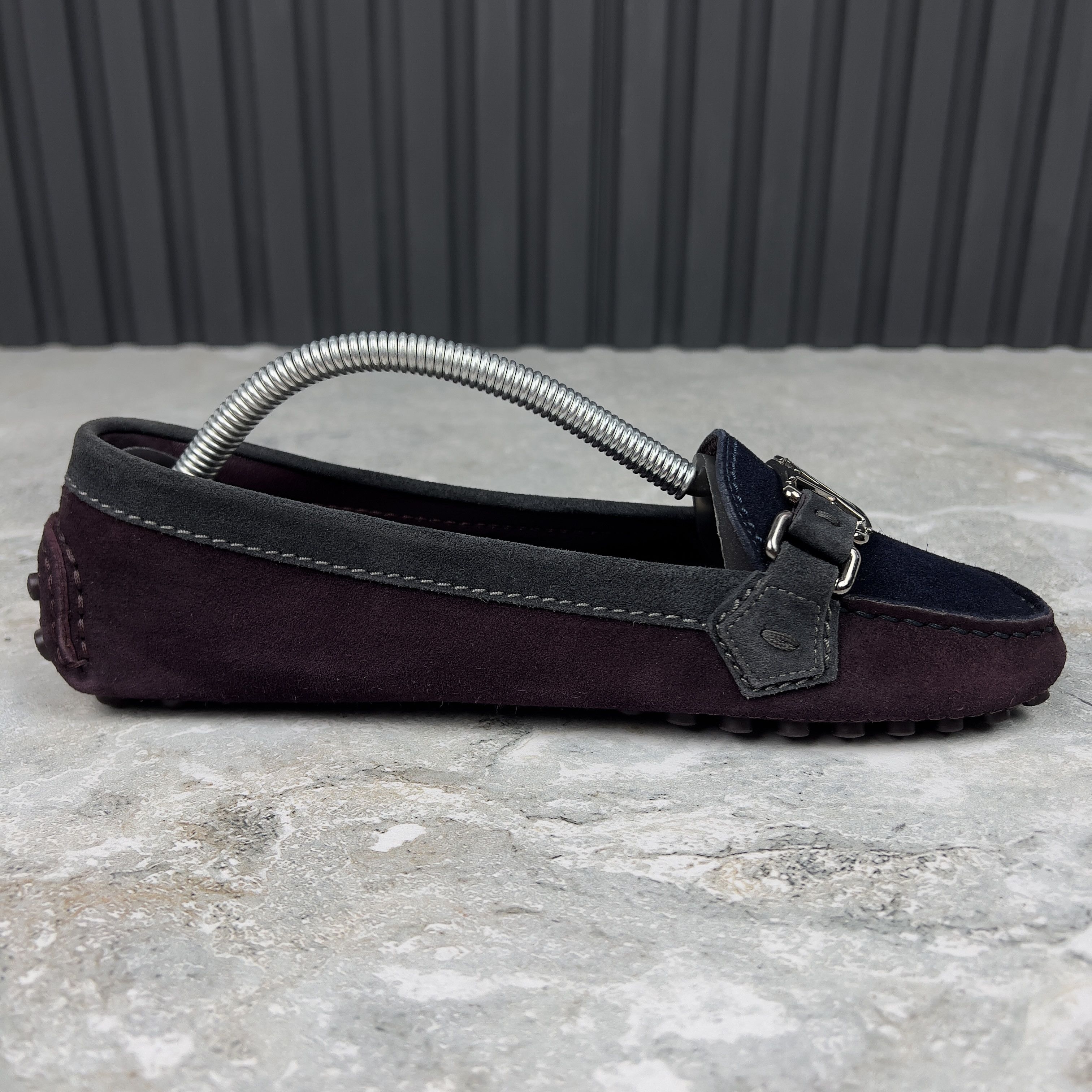 Louis Vuitton Gloria Driving Moccasin Suede Size US 6.5 / IT 36.5 - 6 Thumbnail