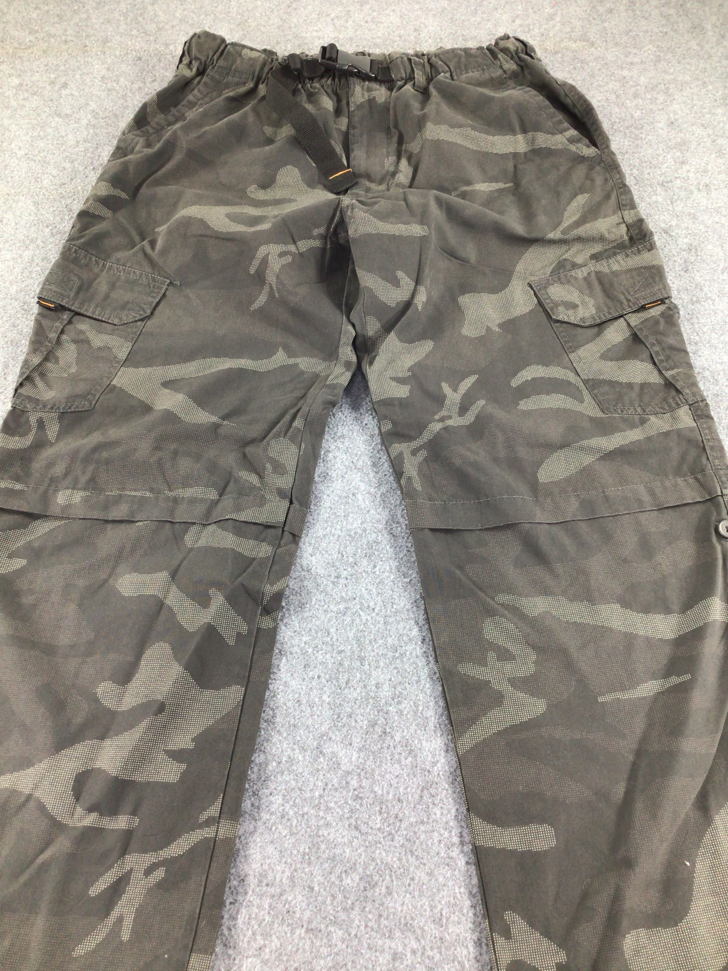 Japanese Brand Camo Multipocket Cargo Pant -J197 Size US 32 / EU 48 - 3 Thumbnail