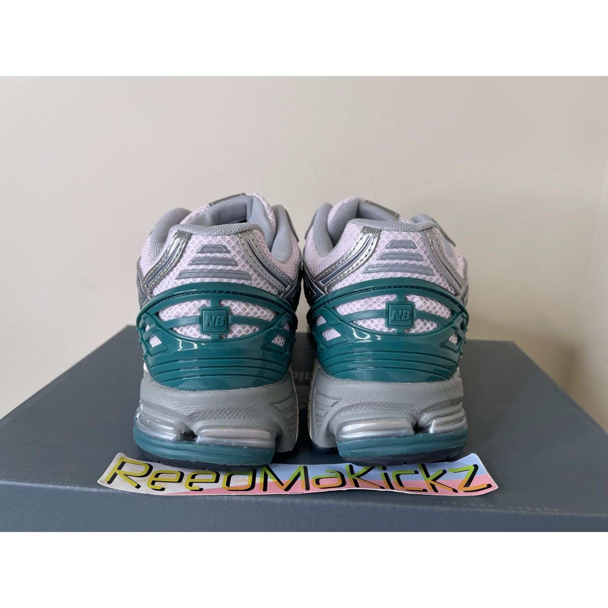 New Balance New Balance 1906R Pink Metallic Silver Mens 8.5us Size US 8.5 / EU 41-42 - 5 Thumbnail