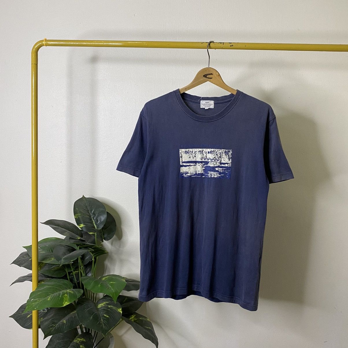 Zippo Vintage 2000s Zippo Faded Navy T Shirt Size US M / EU 48-50 / 2 - 1 Thumbnail