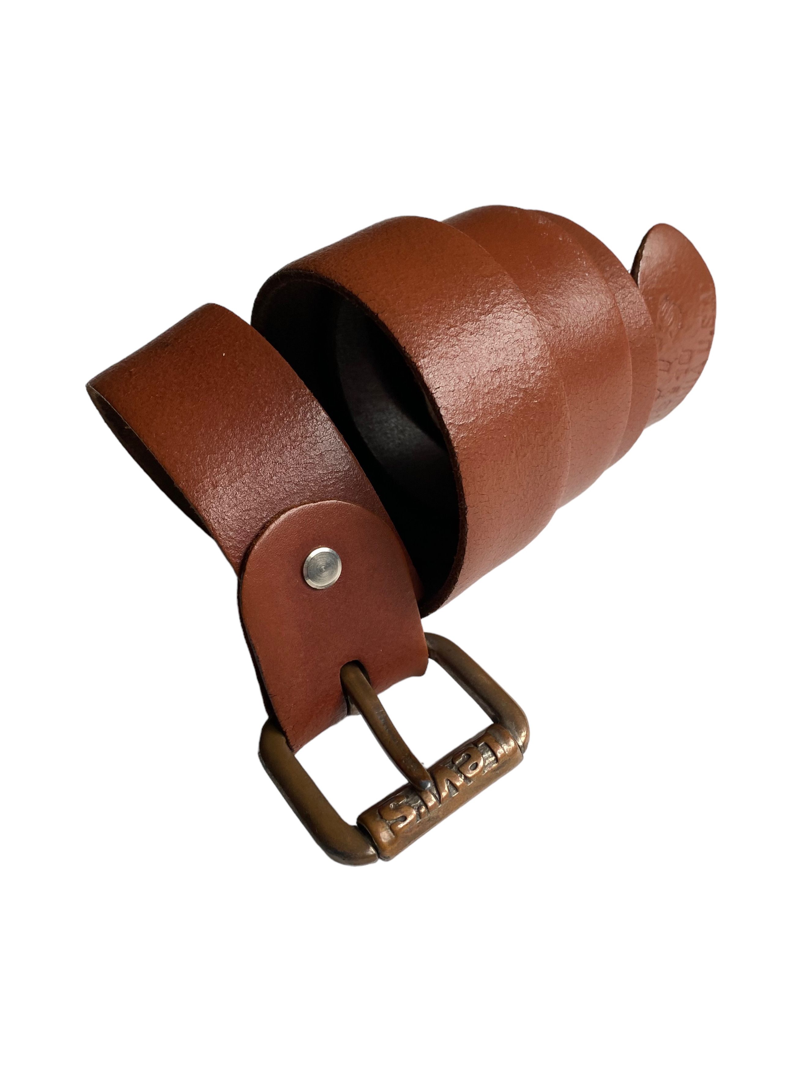 Levi's × Vintage Vintage Levi's Thick Leather Brown Belt (M) Size 32 - 2 Thumbnail