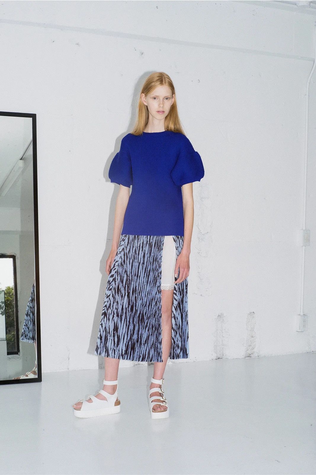 Sacai SACAI LUCK SS15 SLIT SKIRT Size 28" / US 6 / IT 42 - 1 Thumbnail