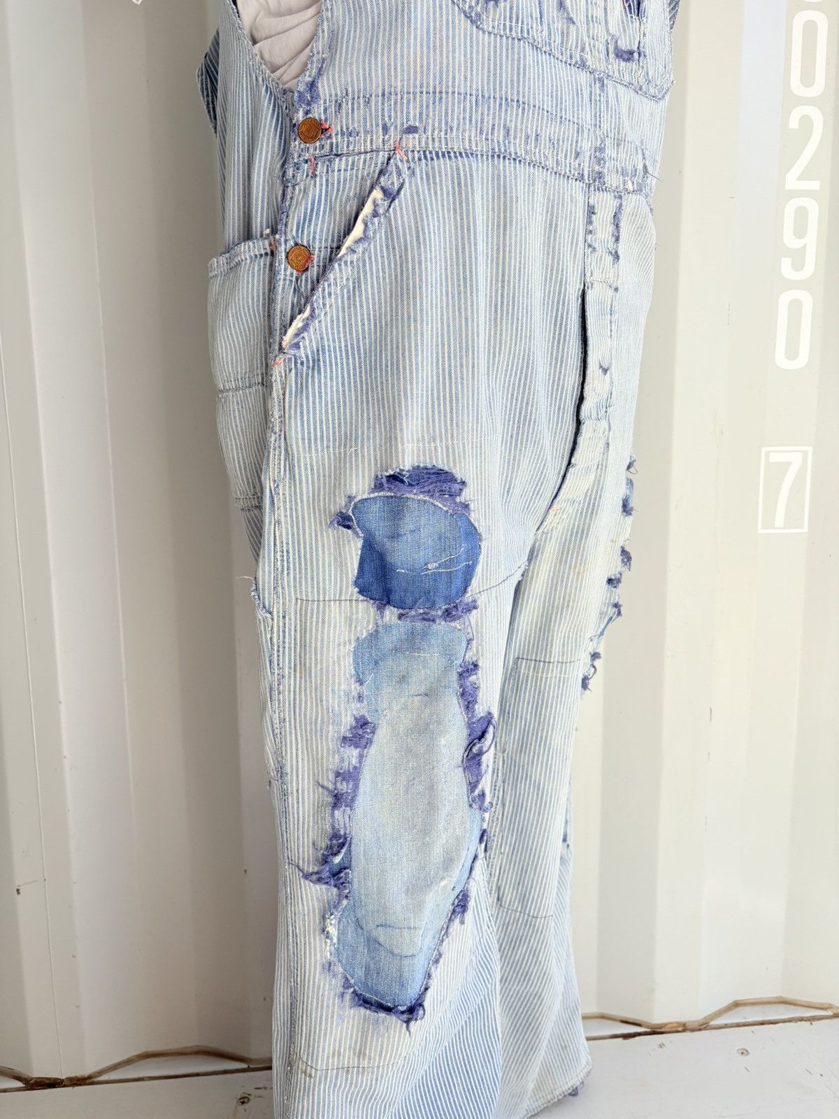 Vintage 1940’s Hickory Striped Thrashed Work Pants ERD Grunge Size US 34 / EU 50 - 4 Thumbnail