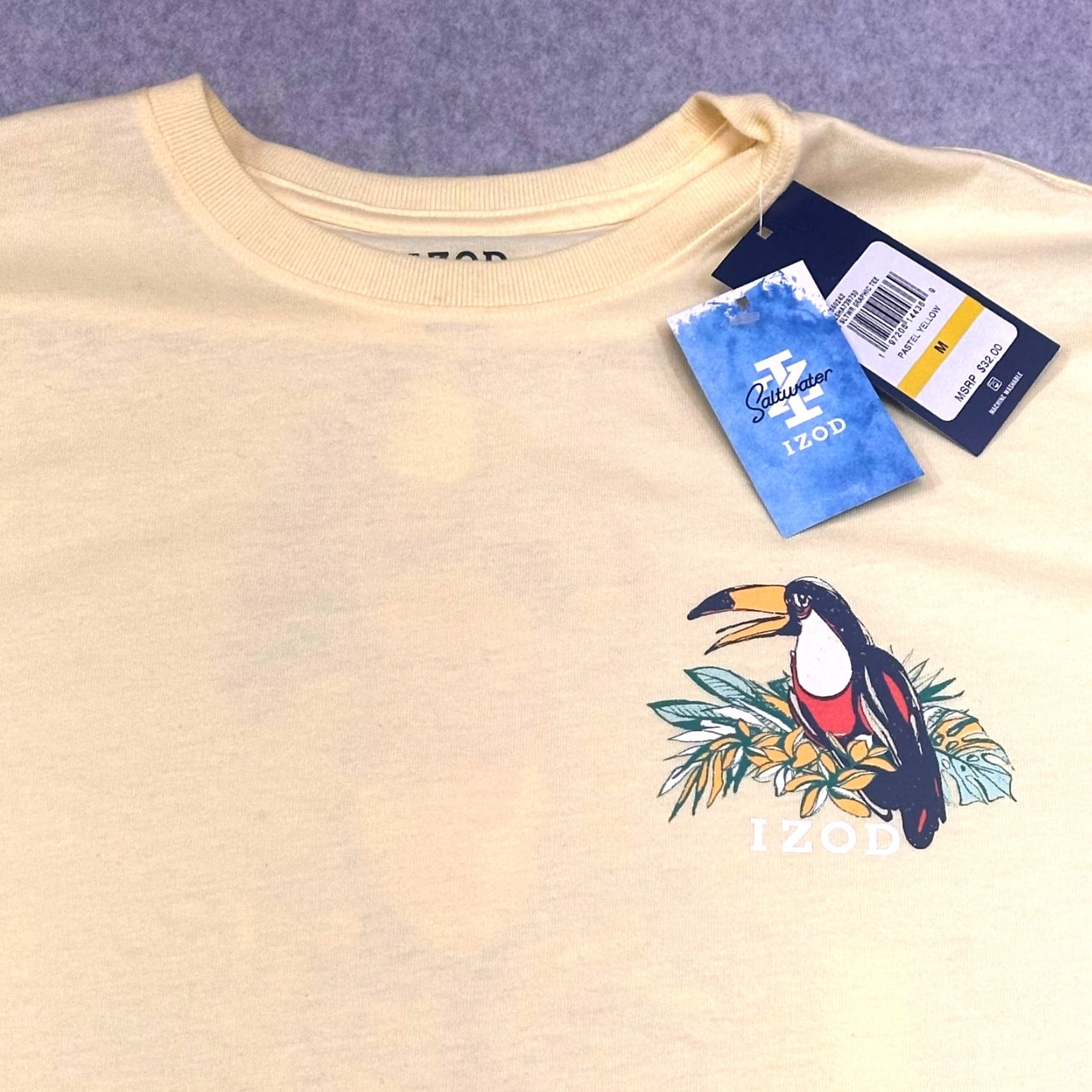 Izod IZOD Saltwater Mens Medium T-Shirt Crew Neck Yellow Toucan Double-Sided NWT Graphic Print 2020-2029 IS From Saltwater Line Size US M / EU 48-50 / 2 - 3 Thumbnail