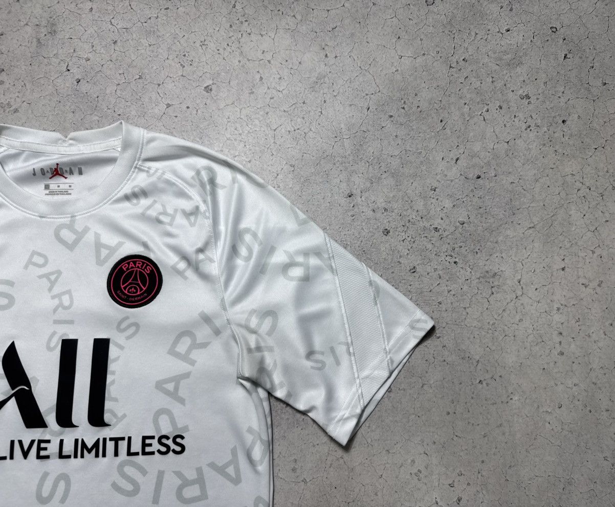 Nike Nike Air Jordan FC PSG Paris Saint Germain Soccer Jersey Size US M / EU 48-50 / 2 - 3 Thumbnail