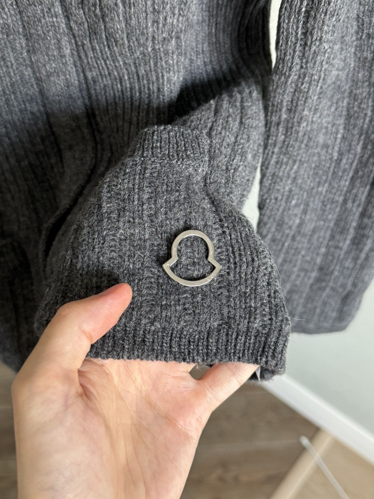 Moncler Moncler Wool and Cashmere cardigan Size M / US 6-8 / IT 42-44 - 10 Thumbnail