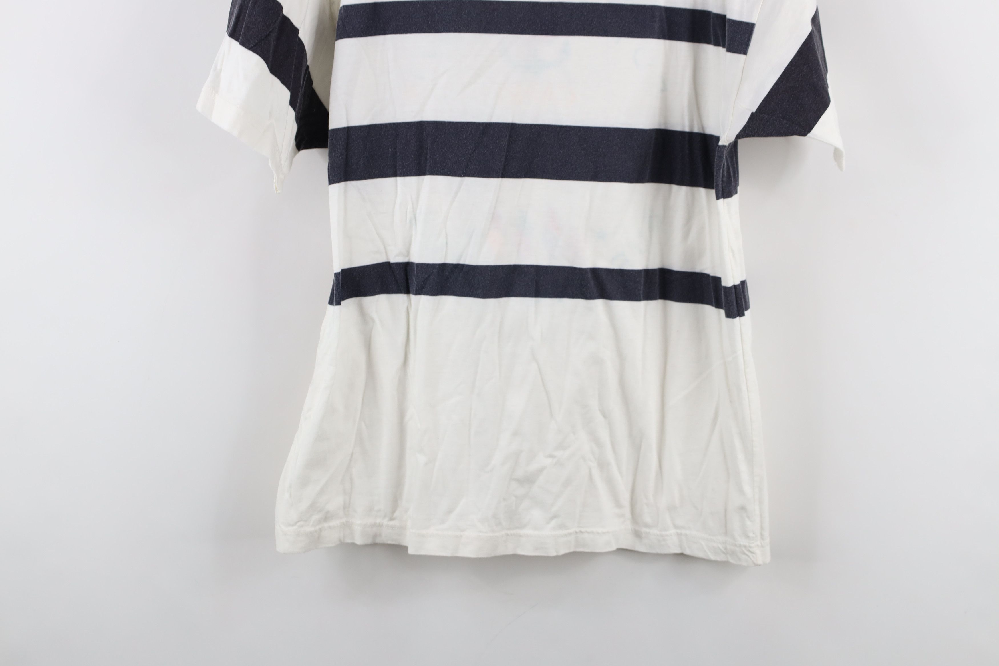 Vintage Vintage 90s Streetwear Royal Navy Surfing Club T-Shirt Size US M / EU 48-50 / 2 - 9 Thumbnail