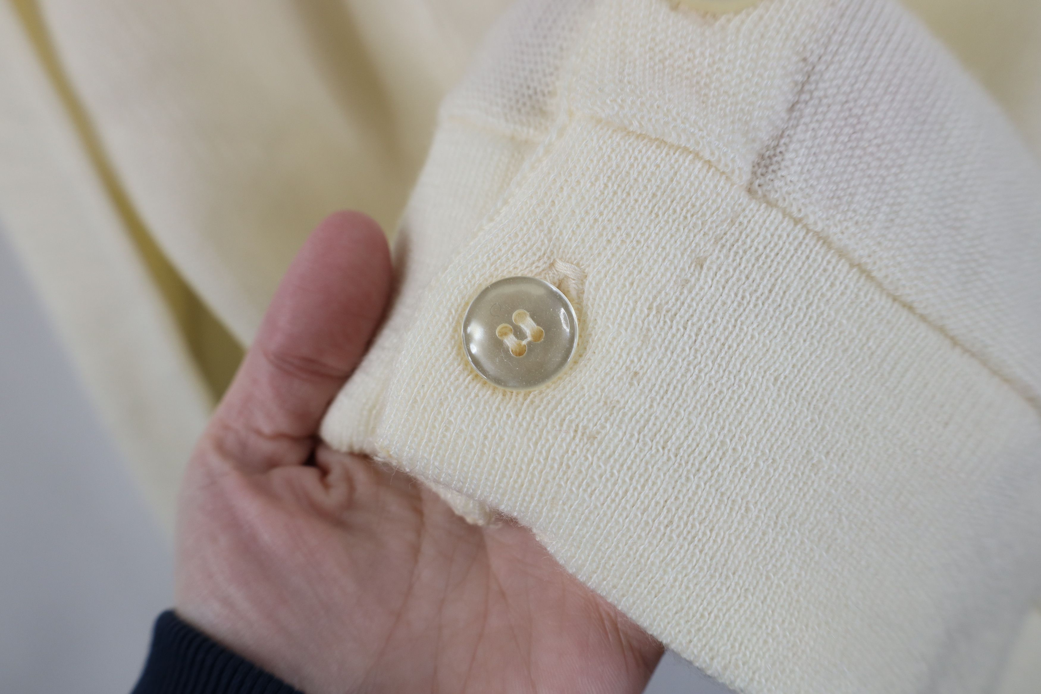 Vintage Vintage 70s Streetwear Cobain Cardigan Sweater Cream USA Size US L / EU 52-54 / 3 - 4 Thumbnail