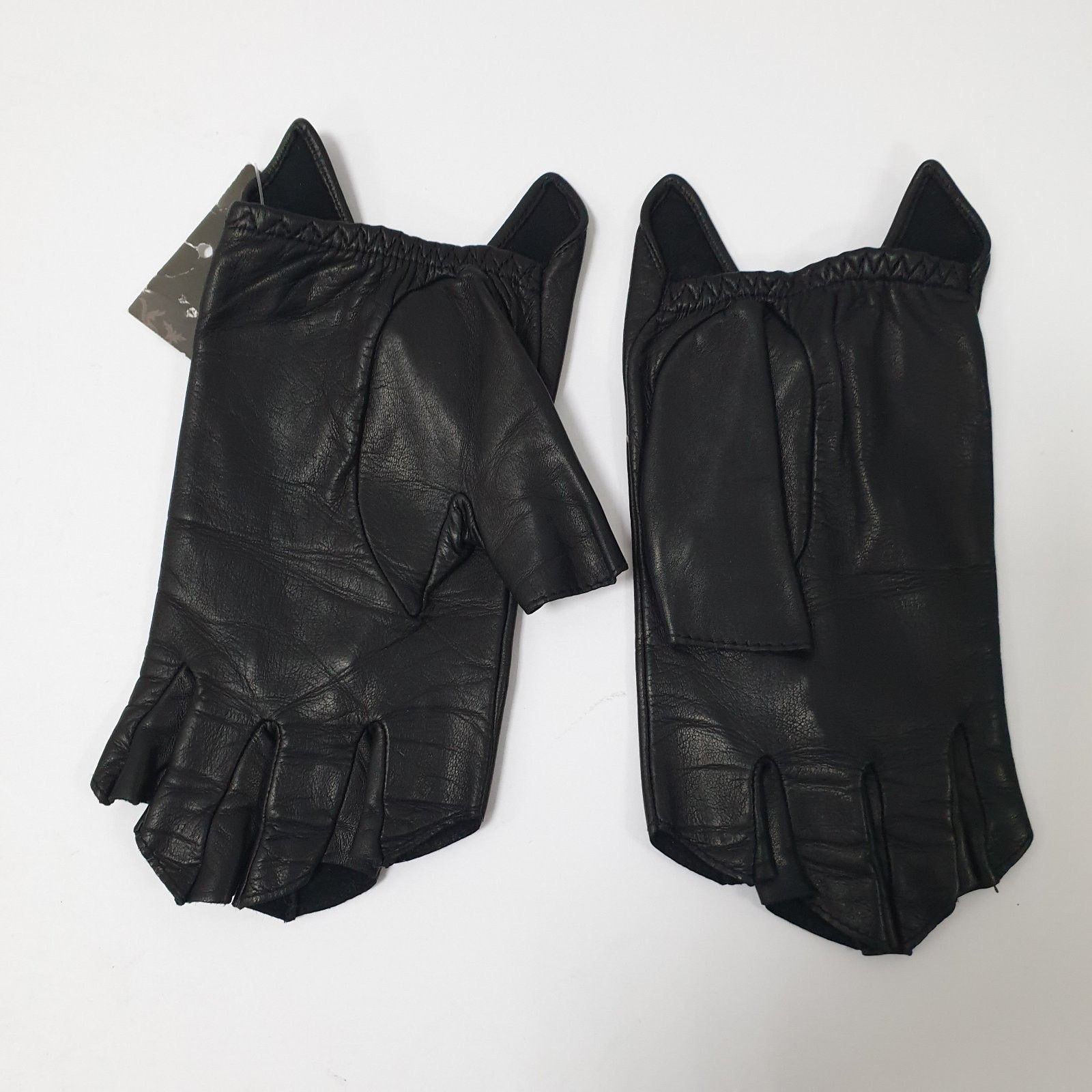 Chanel Chanel Black Leather Mittens - Size 8 Size ONE SIZE - 2 Thumbnail