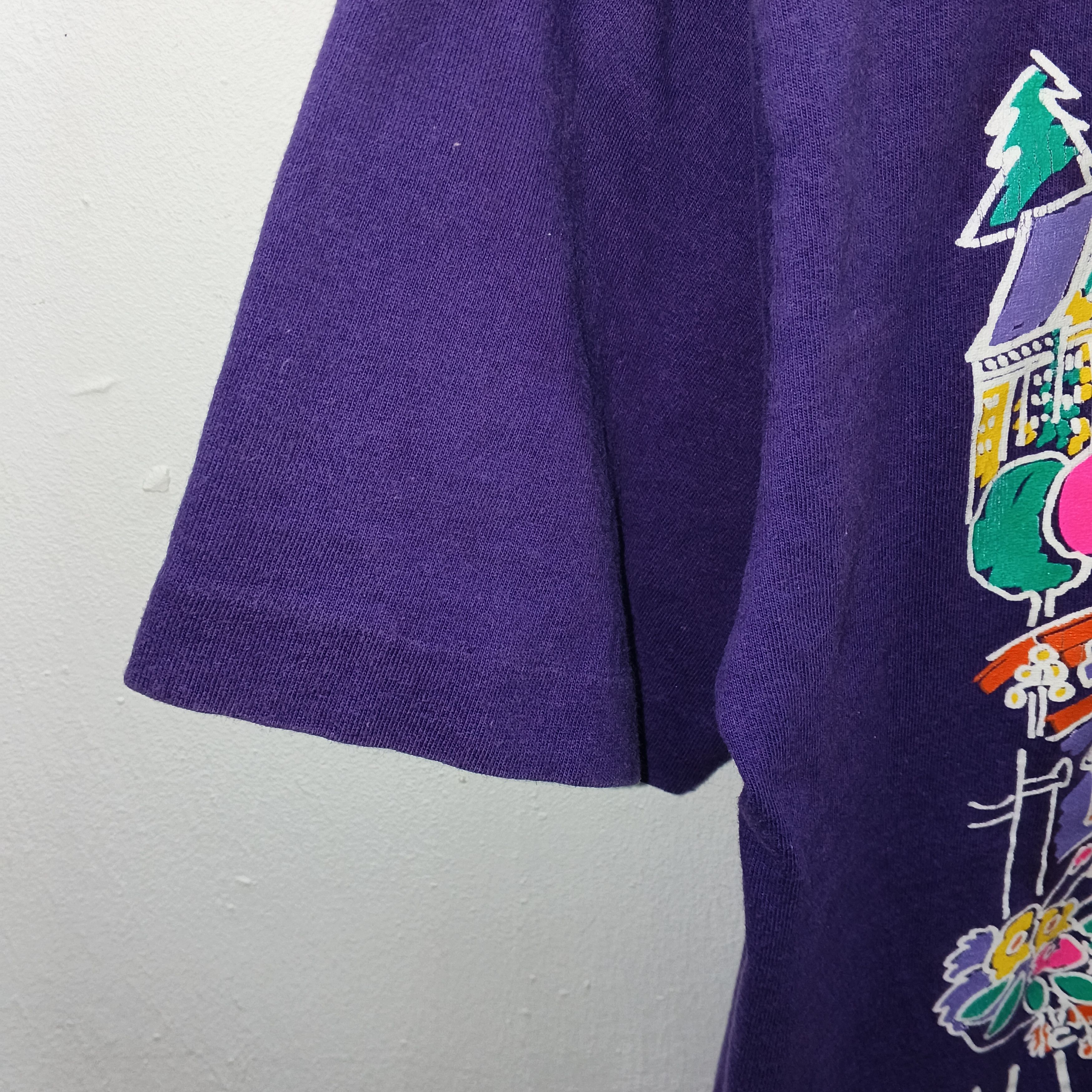 Vintage Vintage 90's Pop Art Of Victoria B.C Tee Size Medium Size US M / EU 48-50 / 2 - 5 Thumbnail