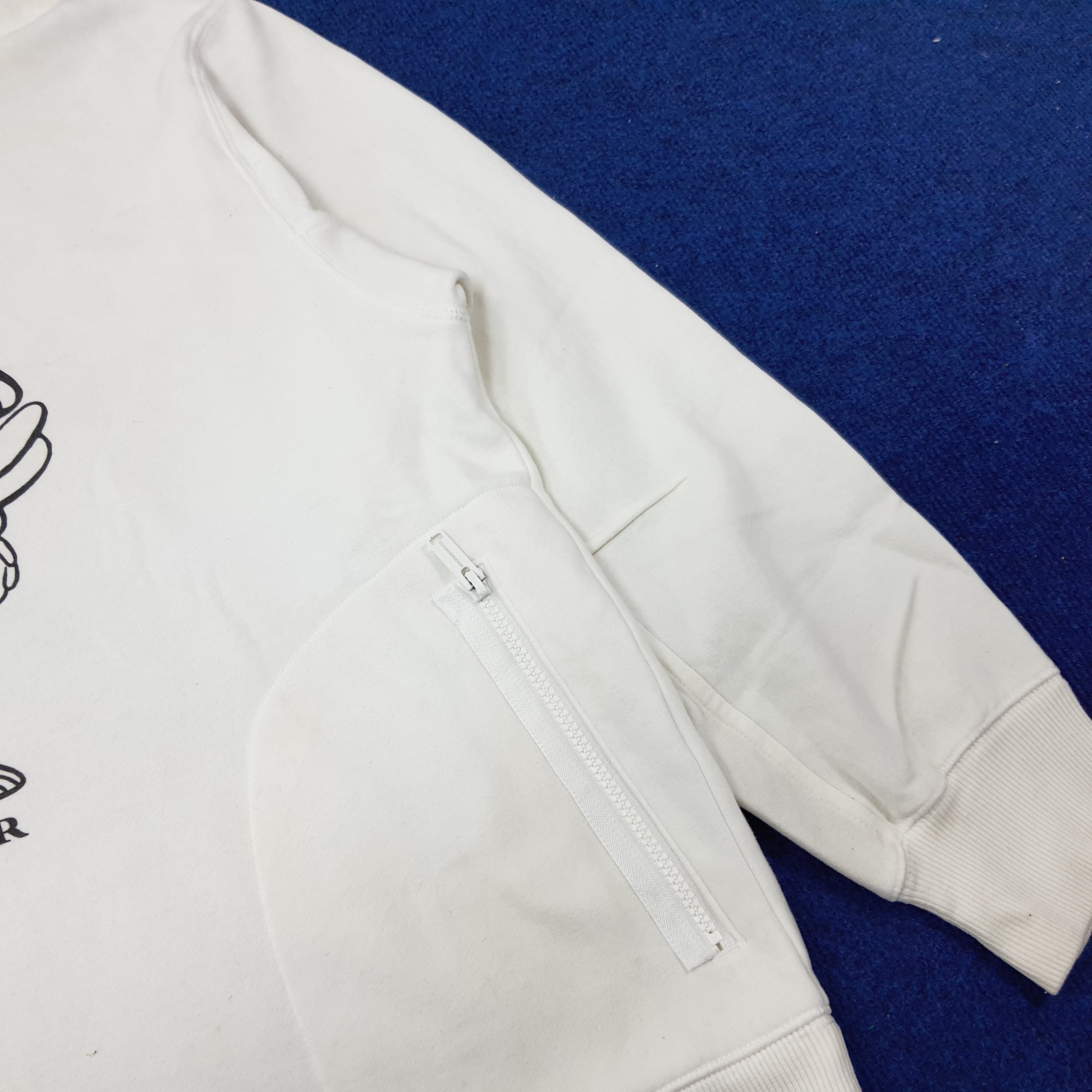 Japanese Brand × Undercover × Vintage Vintage GU x Undercover Japanese Brand Hoodie Sweatshirts Size US L / EU 52-54 / 3 - 3 Thumbnail