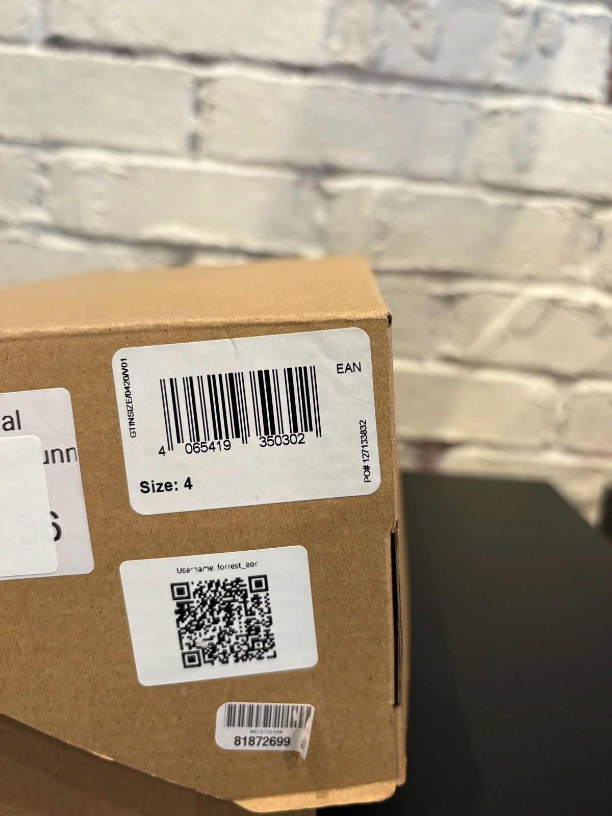 Yeezy Yeezy Foamrunner Mineral Blue DS OG Size 4/5.5W Size US 5.5 / IT 35.5 - 3 Thumbnail