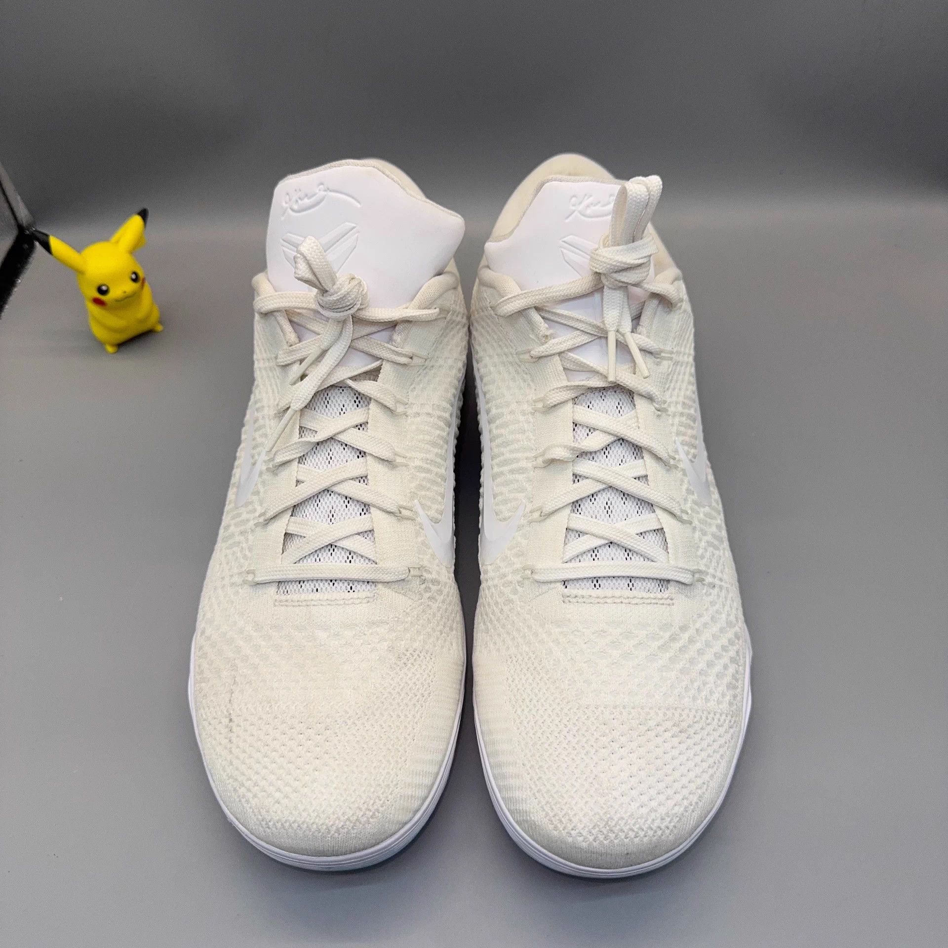 Nike Nike Kobe 9 White 47.5 Size US 14 / EU 47 - 2 Thumbnail