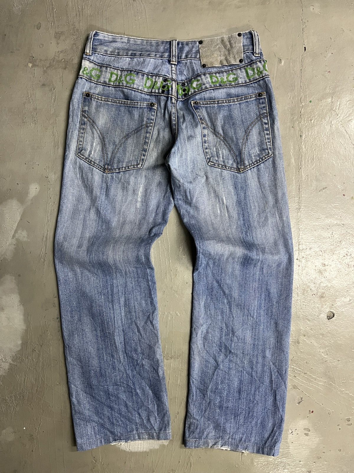 Dolce & Gabbana Vintage Dolce Gabbana Distressed DG Logo Denim Jeans Baggy Size US 32 / EU 48 - 1 Thumbnail