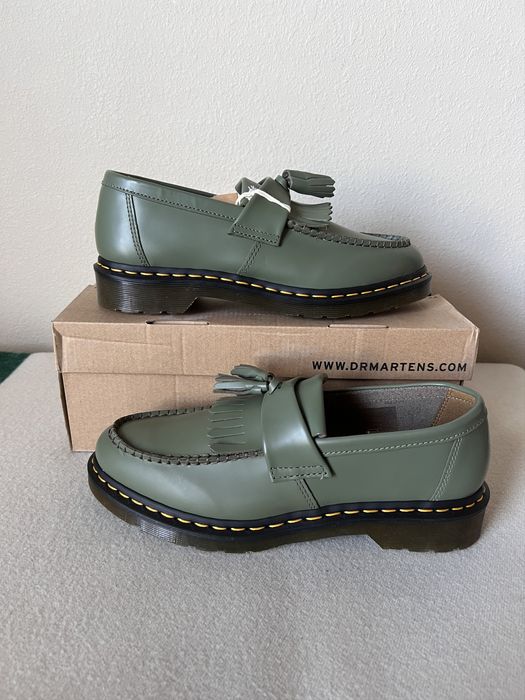 Dr. Martens Dr. Martens Adrian YS Tassel Loafer in Khaki Green