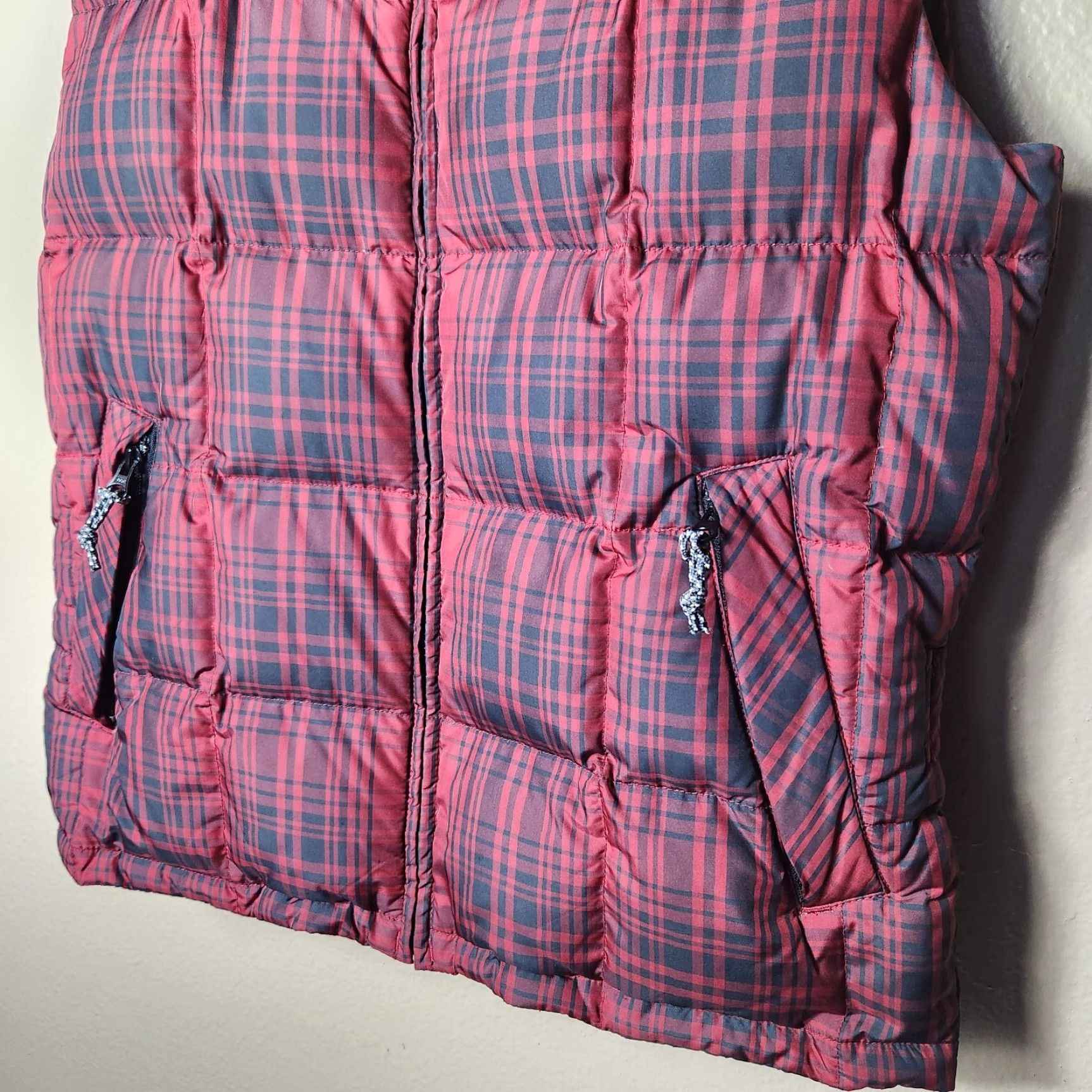 Eddie Bauer VINTAGE Eddie Bauer WeatherEdge Womens Vest - Red/Black Plaid Goose Down, Zip, Pockets, Short, Size S, Womens Size S / US 4 / IT 40 - 2 Thumbnail