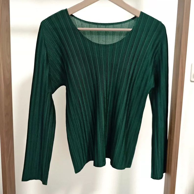 Issey Miyake Issey Miyake size:3 Green pleated long-sleeved shirt Size S / US 4 / IT 40 - 1 Thumbnail