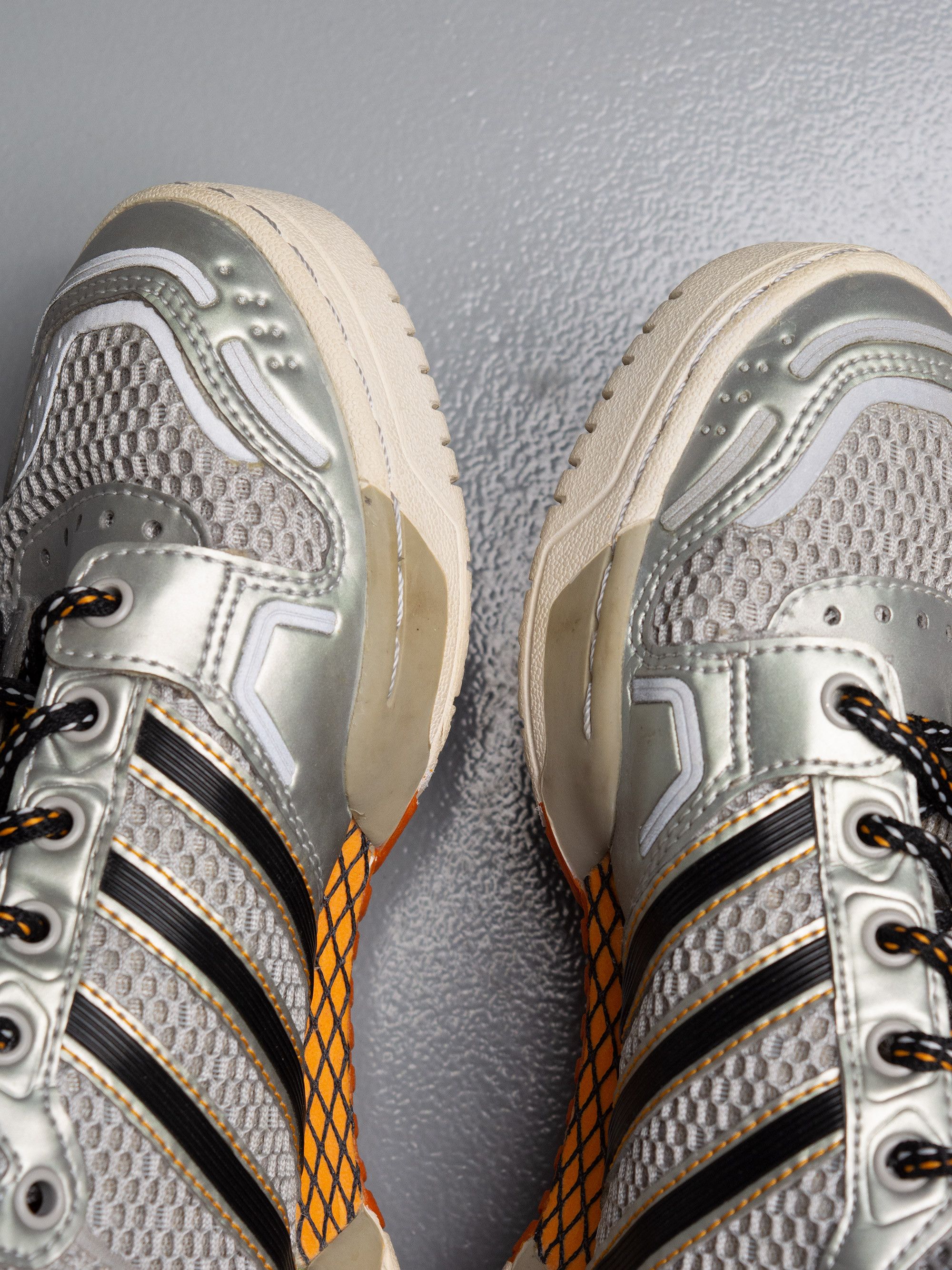 Adidas × Jeremy Scott adidas X Jeremy Scott AW12 JS Wings "Mesh" Metallic Silver Size US 5 / EU 37 - 14 Thumbnail