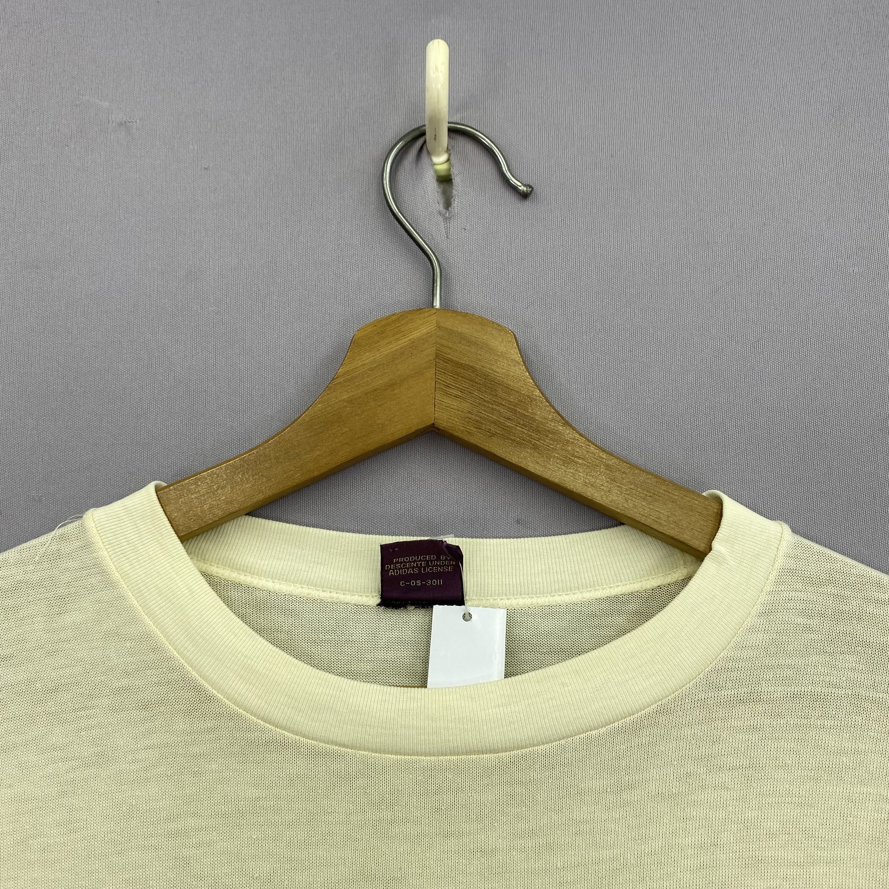 Adidas × Vintage Vintage 90s Adidas T-Shirt Adidas Trefoil Sportswear Tee Size US M / EU 48-50 / 2 - 3 Thumbnail