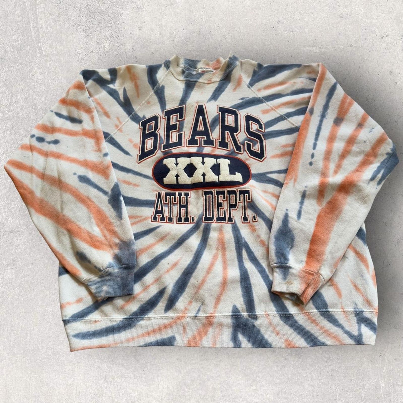 Hanes × NFL × Vintage Vintage 90’s Chicago Bears Tie Dye Crewneck Size US XXL / EU 58 / 5 - 1 Thumbnail