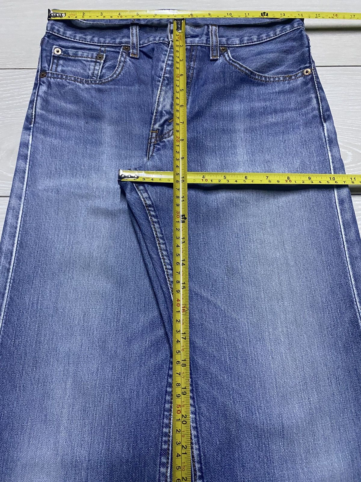 Levi's Vintage Levis 504 Blue Wash Loose Jeans Size US 28 / EU 44 - 13 Thumbnail