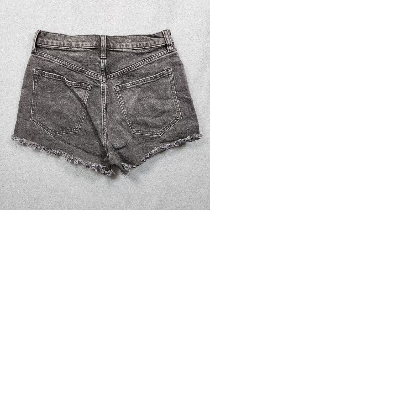 Abercrombie & Fitch Abercrombie & Fitch Short Curve Love High Rise Mom Size 6 Black Denim 2" Inseam Womens Size 28" / US 6 / IT 42 - 9 Thumbnail
