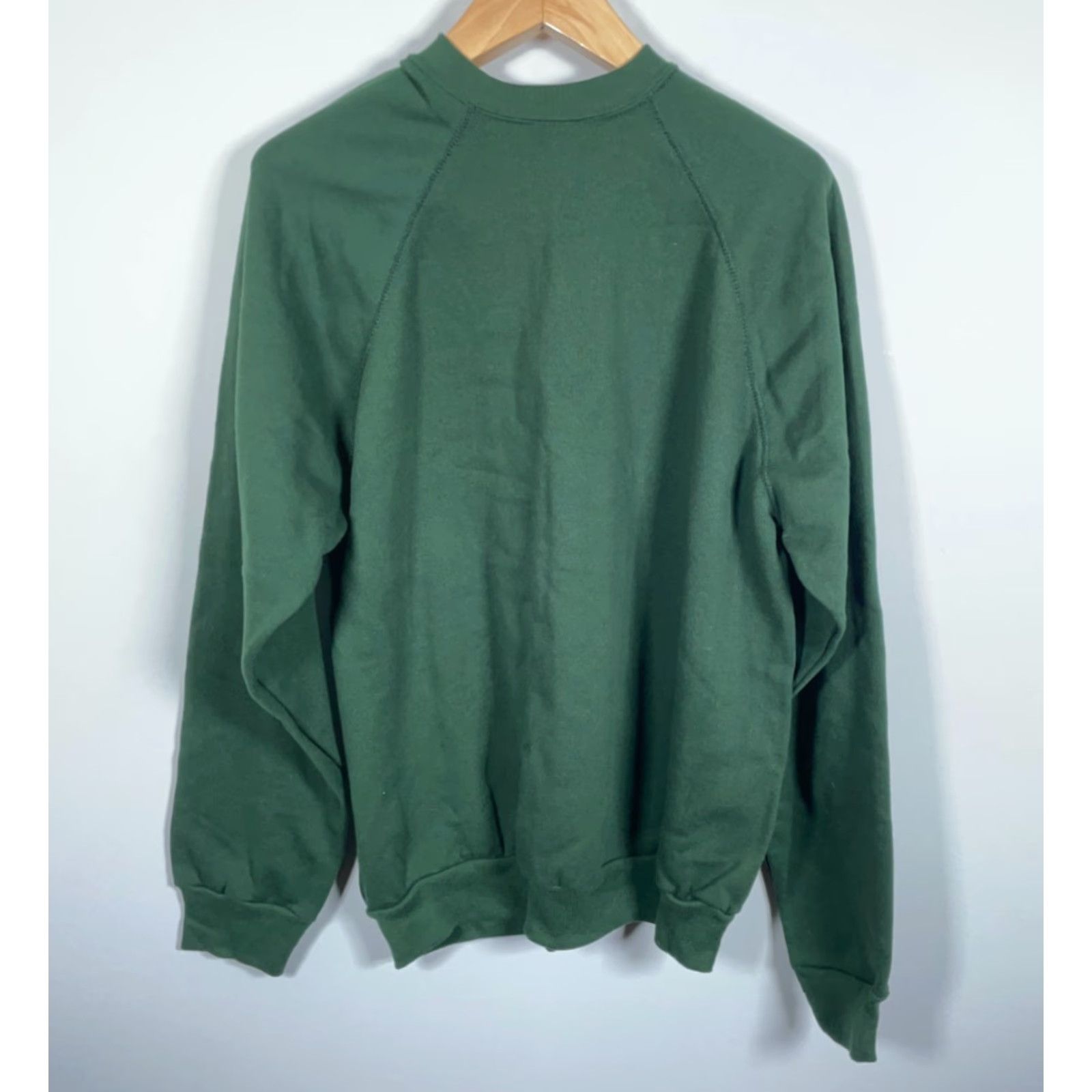 Tultex VINTAGE Tultex Sweatshirt Men’s XL Large Green Raglan Sleeves Solid Blank 90s Retro Crew Neck Pullover Adults Regular Size US L / EU 52-54 / 3 - 2 Thumbnail