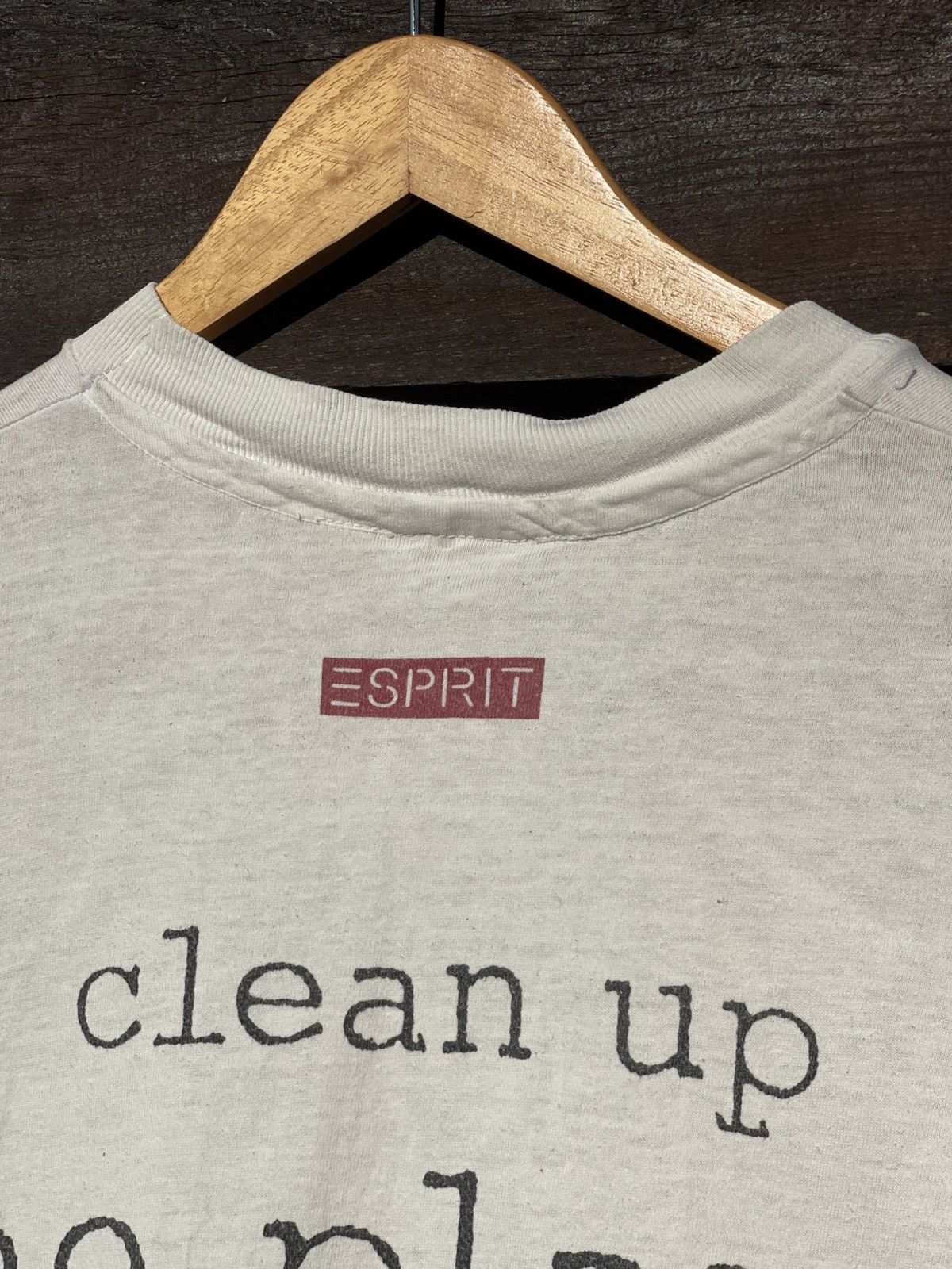 Vintage 90’s Rare Ellen Verenieks Clean Up The Planet Tee Size US M / EU 48-50 / 2 - 16 Thumbnail