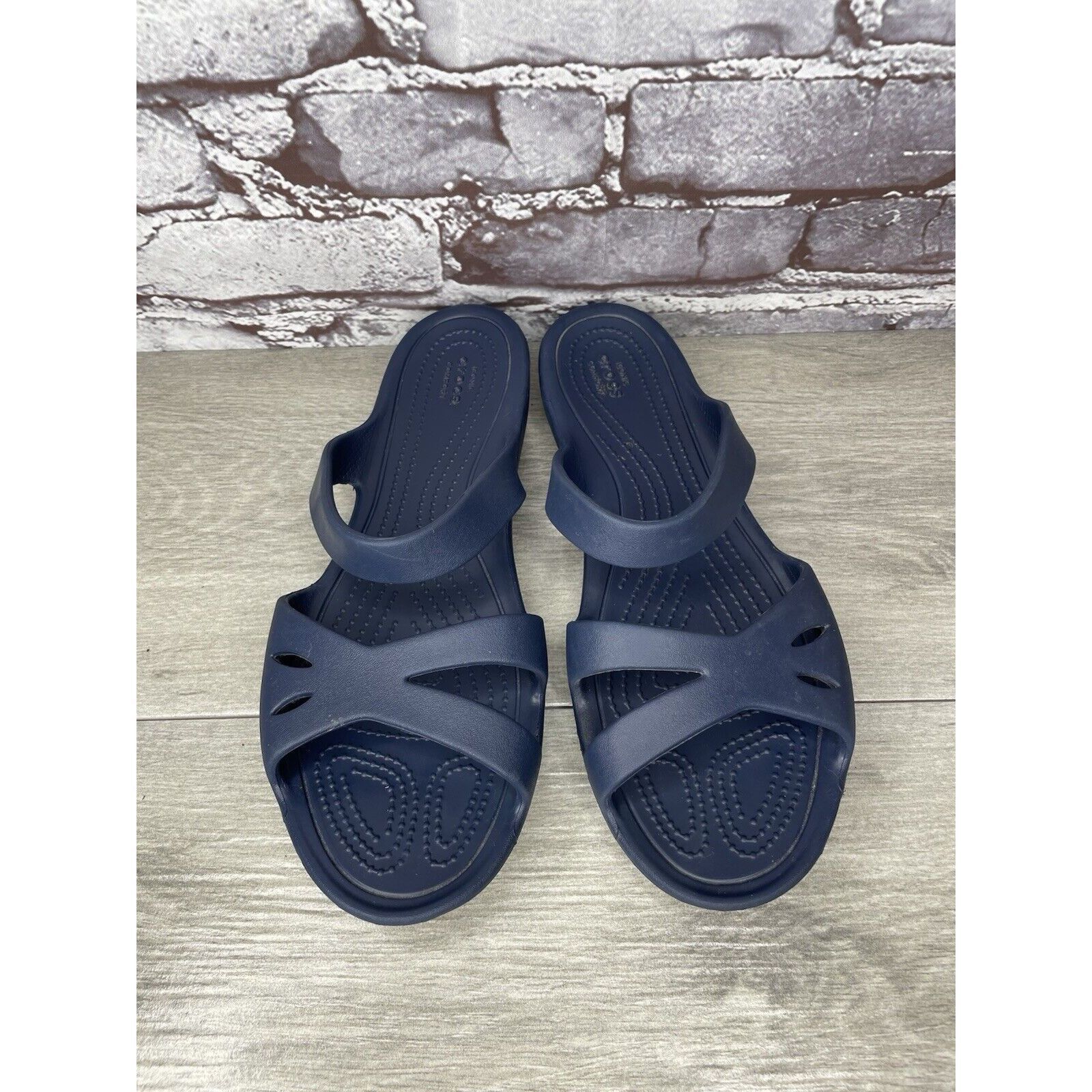 Crocs Crocs KELLI Iconic Comfort Navy Blue Slip On Slides Sandals Size US 10 / IT 40 - 19 Thumbnail