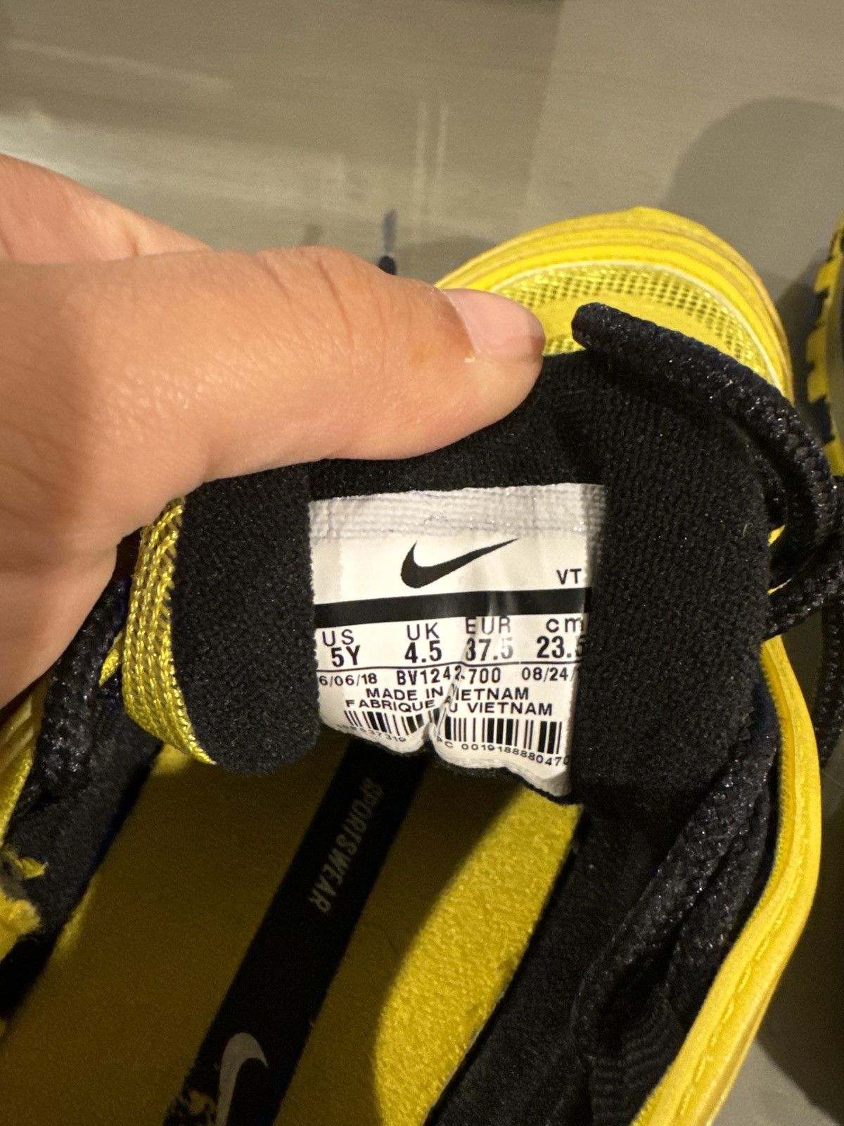 Nike Nike Air Max 97 ‘Bright Citron’ Size US 5 / EU 37 - 6 Thumbnail