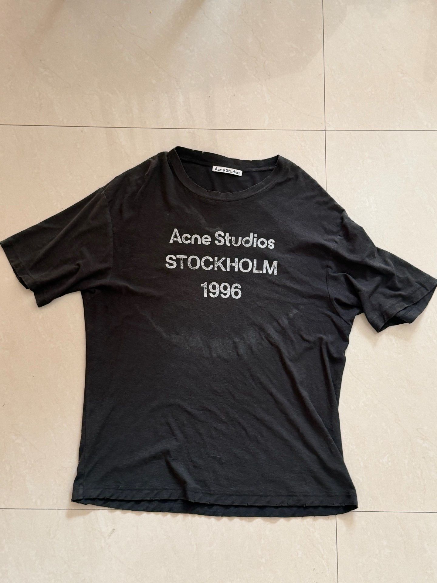 Acne Studios Acne Studios FW22 1996 Letter Print Tee Size US S / EU 44-46 / 1 - 1 Thumbnail