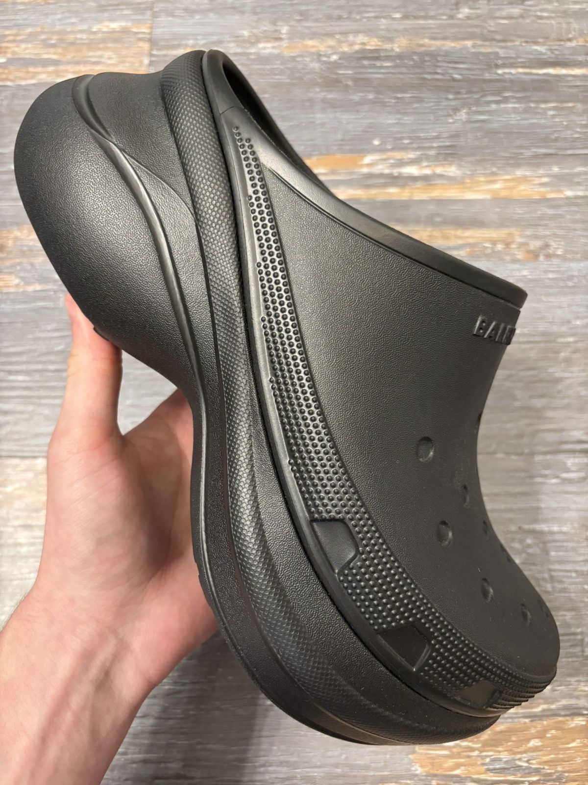サンダル BALENCIAGA SLIPPER (720857W0FOY 1000) サンダル BALENCIAGA SLIPPER (720857W0FOY 1000) Balenciaga