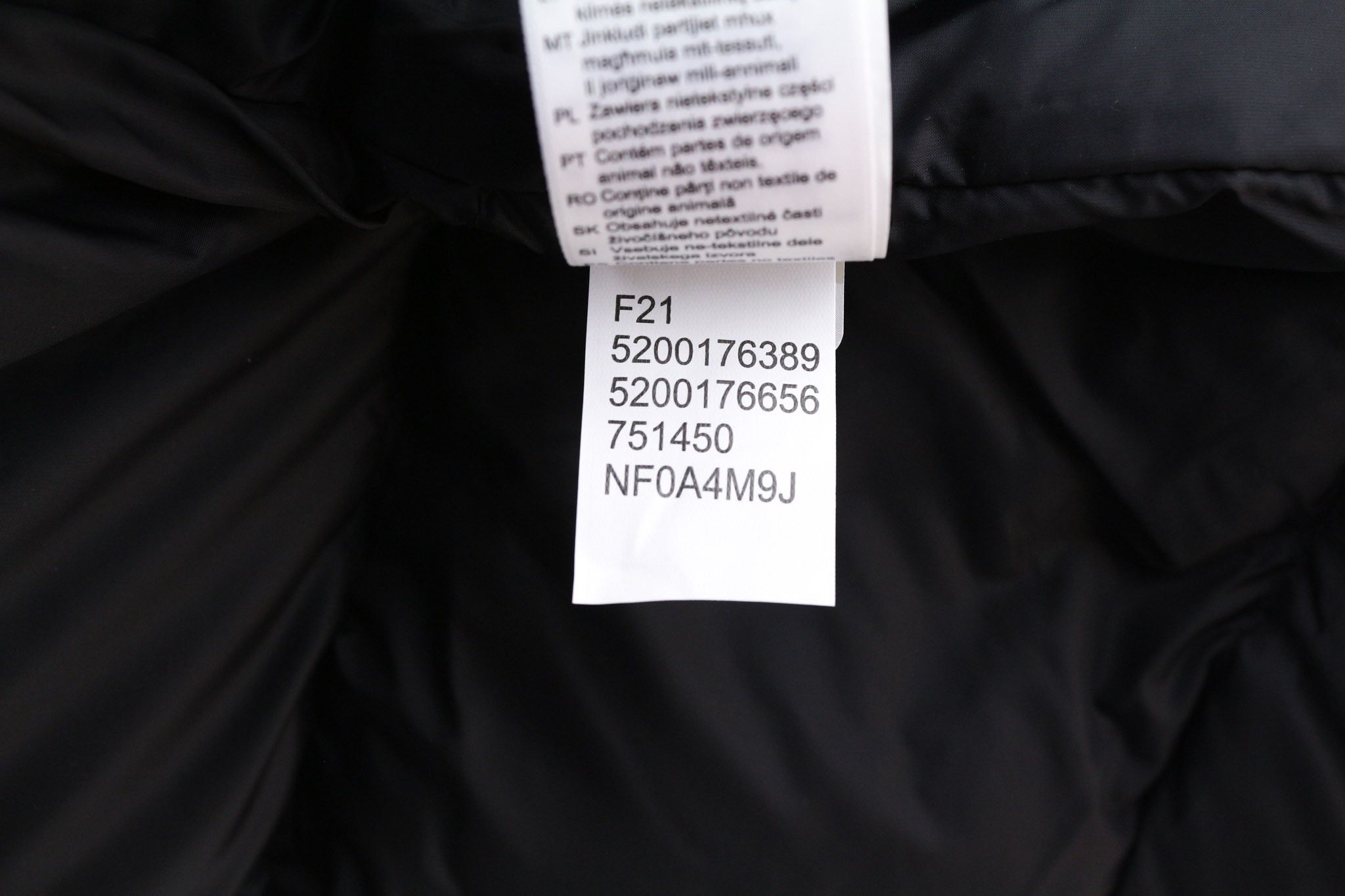 The North Face DIABLO DOWN L Black 700 Down Quilted Puffer Jacket 79777 Size US L / EU 52-54 / 3 - 10 Thumbnail
