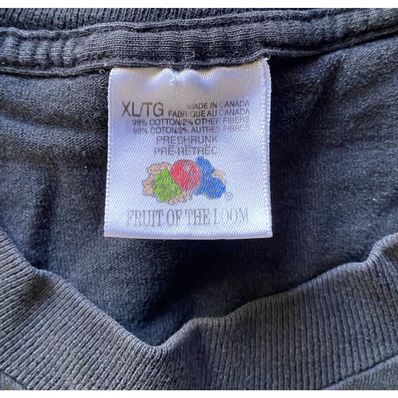 Fruit Of The Loom VINTAGE Fruit Of The Loom T-Shirt Men’s XL Black Short Sleeve Wolf Canada Animals Nature Size US XL / EU 56 / 4 - 7 Thumbnail