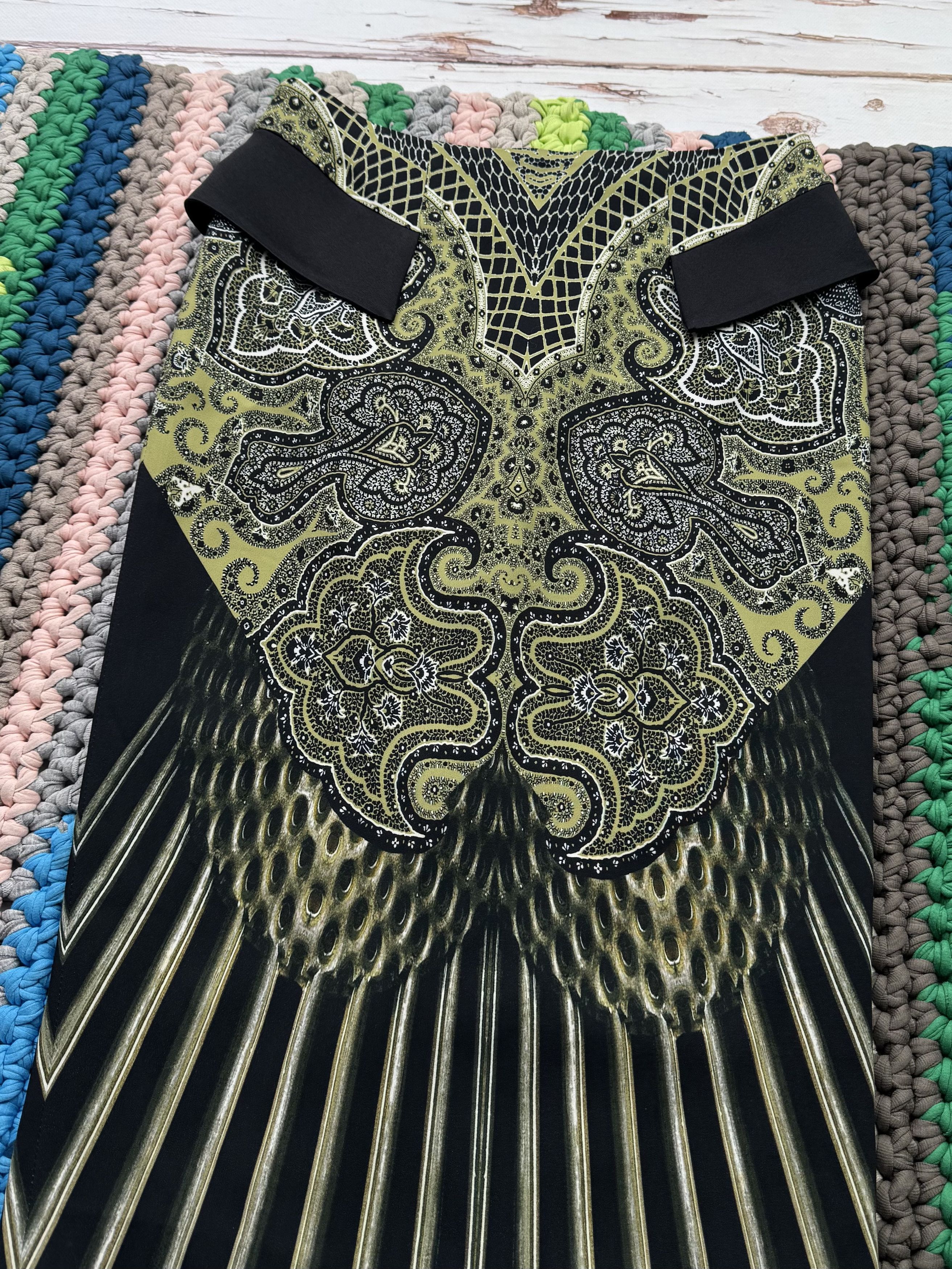 Etro Etro Printed Midi Skirt (V238)(D10) Size 28" / US 6 / IT 42 - 2 Thumbnail
