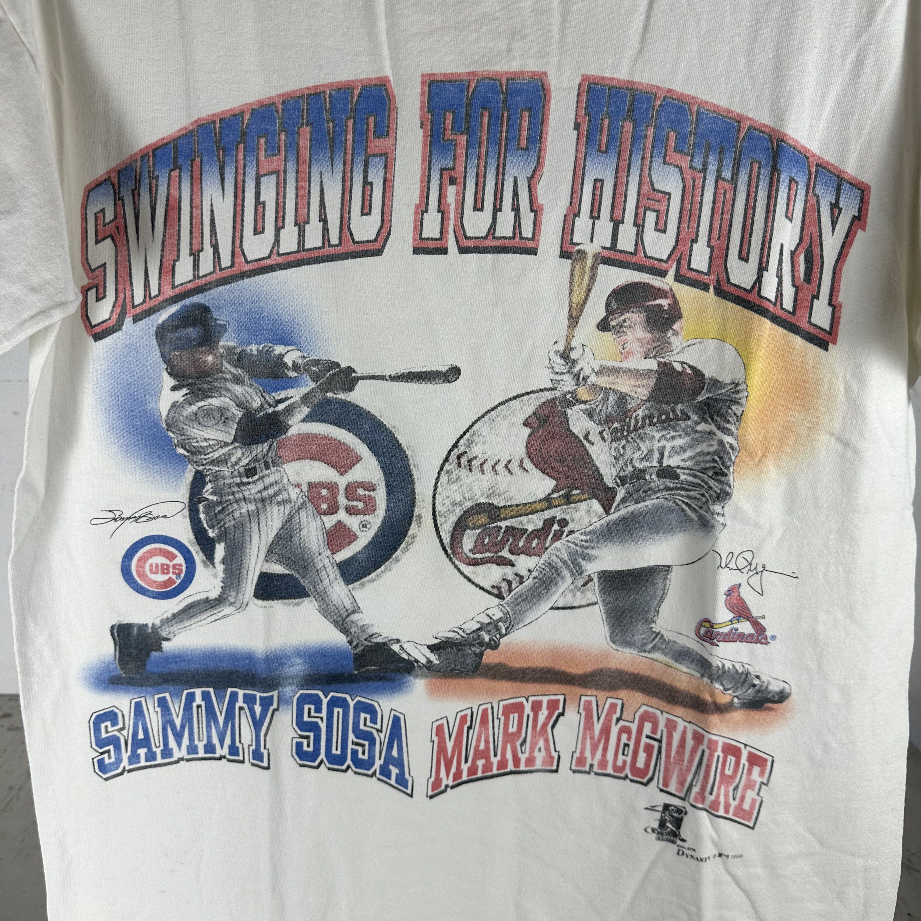 Vintage ​1998 MLB Swinging For History Sammy Sosa Mark McGwire Tee Size US L / EU 52-54 / 3 - 2 Thumbnail