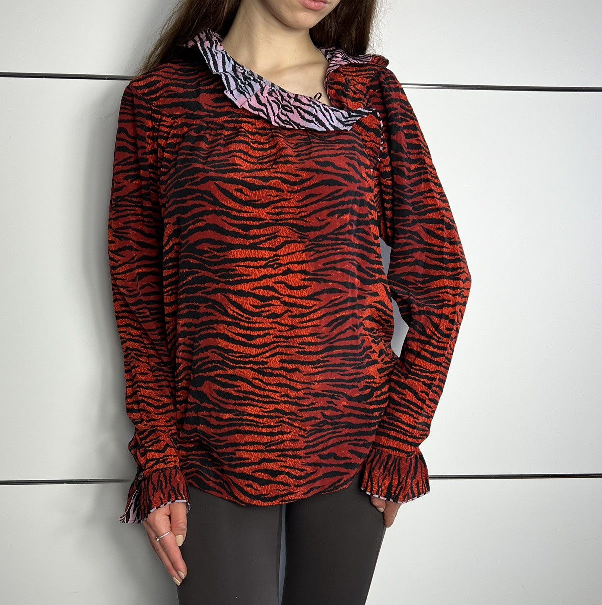 Kenzo Shirt / Blouse Kenzo Women Tiger Vintage Size M / US 6-8 / IT 42-44 - 2 Thumbnail