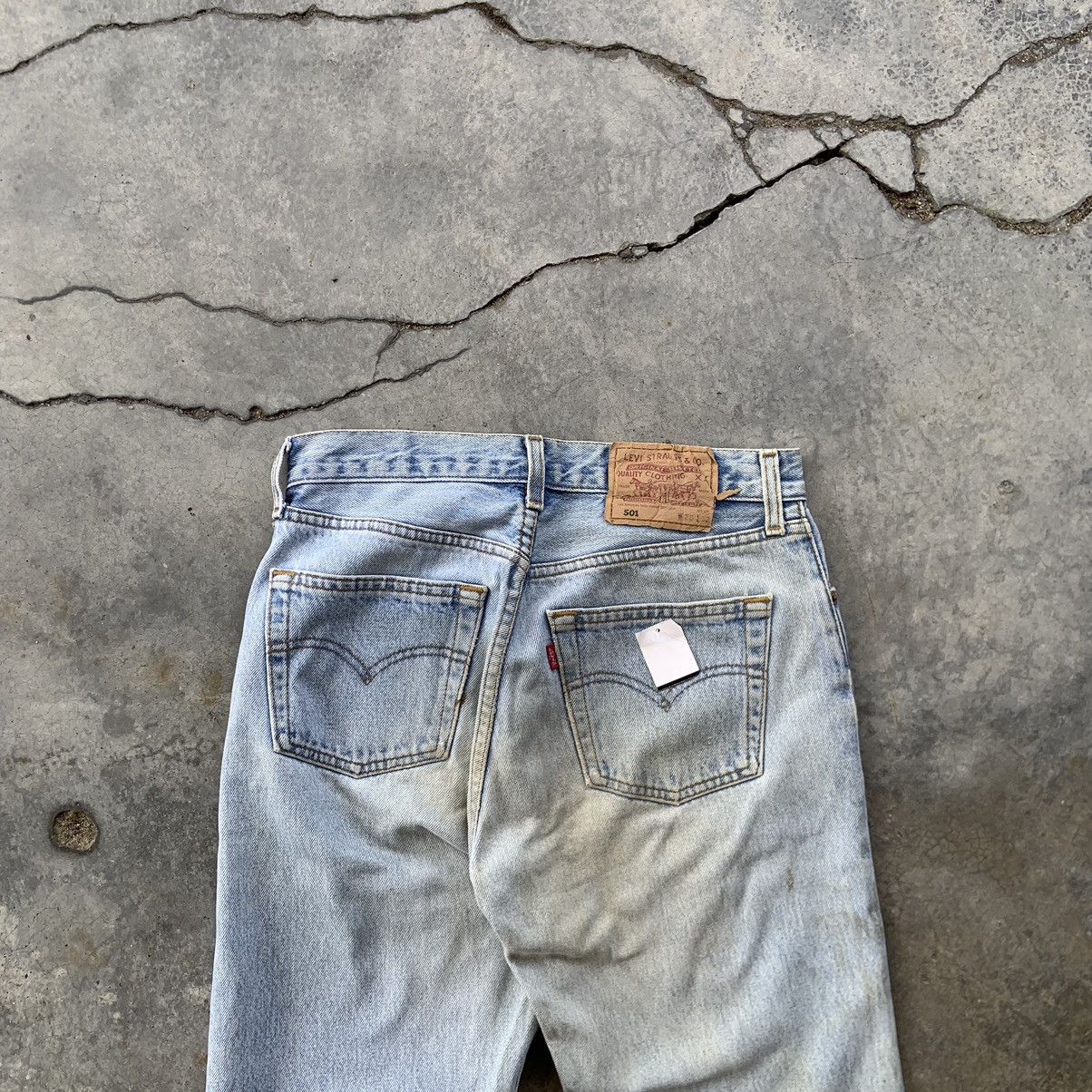 Levi's Vintage Clothing W27” Vintage Levis 501 Denim Blue Pants Distressed Button Size US 27 - 13 Thumbnail