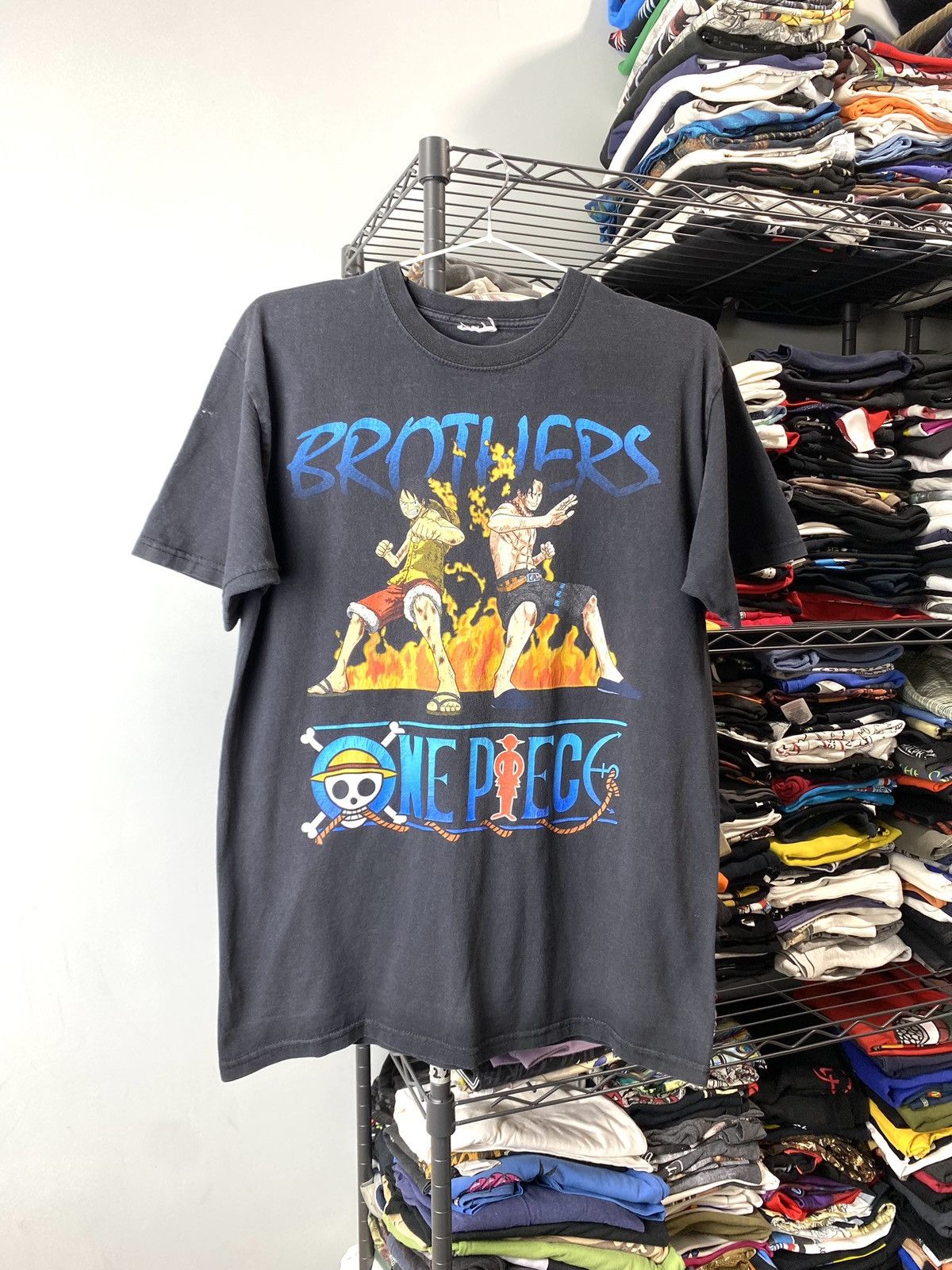 Anime Vintage 00’s Brothers One Piece Japan Cartoon T Shirt Anime Size US M / EU 48-50 / 2 - 1 Thumbnail