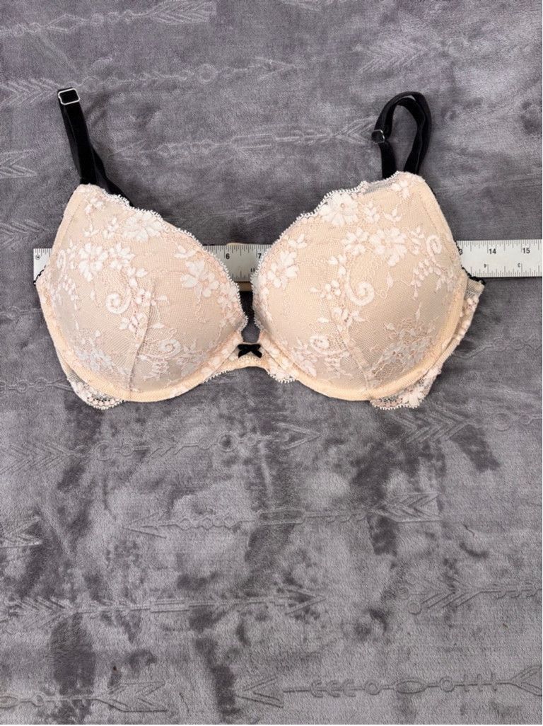 Victoria's Secret Women's Victoria's Secret Bra 32DD Beige Size ONE SIZE - 2 Thumbnail