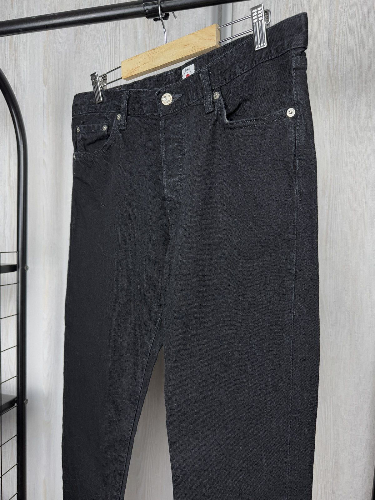 Edwin Edwin made in Japan slim tapered black selvedge denim jeans Size US 32 / EU 48 - 8 Thumbnail